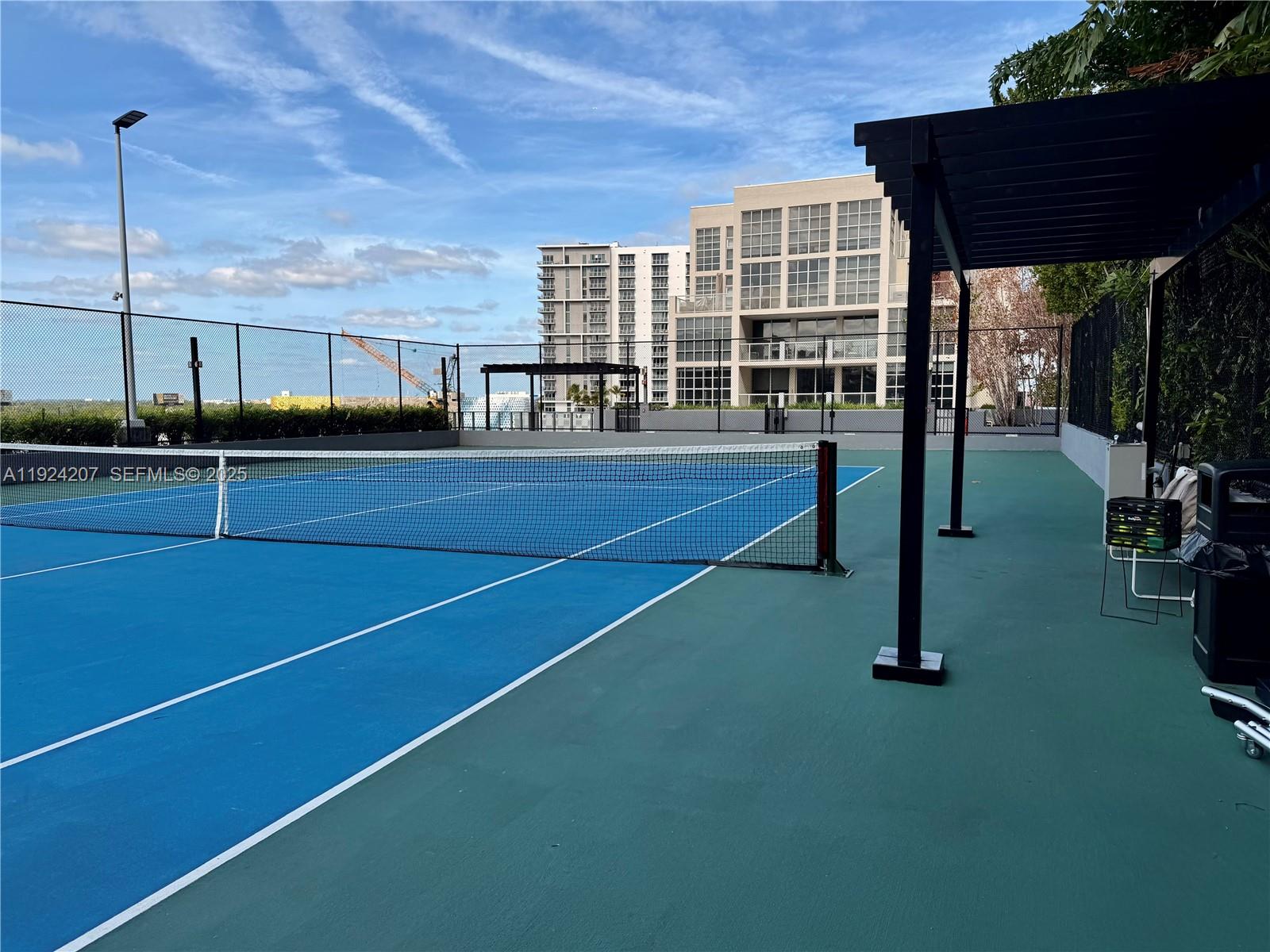 121 NE 34th St #3014, Miami FL 33137