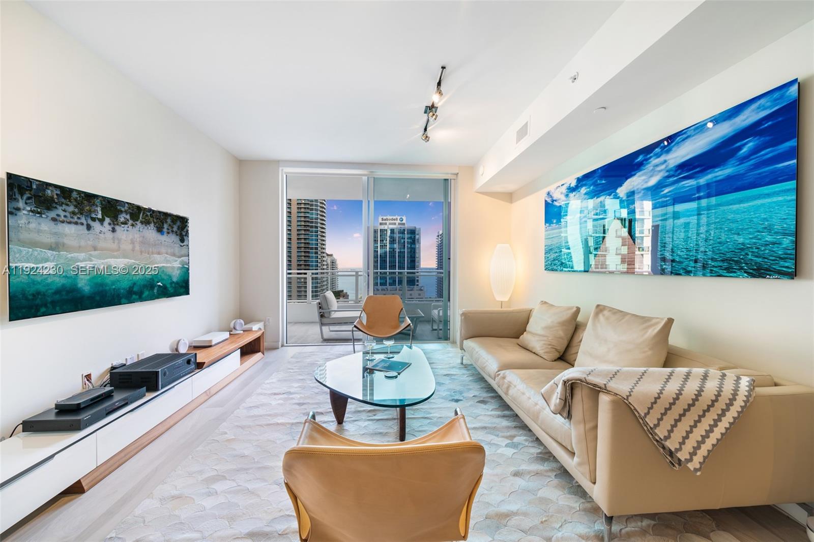 1080 Brickell Ave #2706, Miami FL 33131