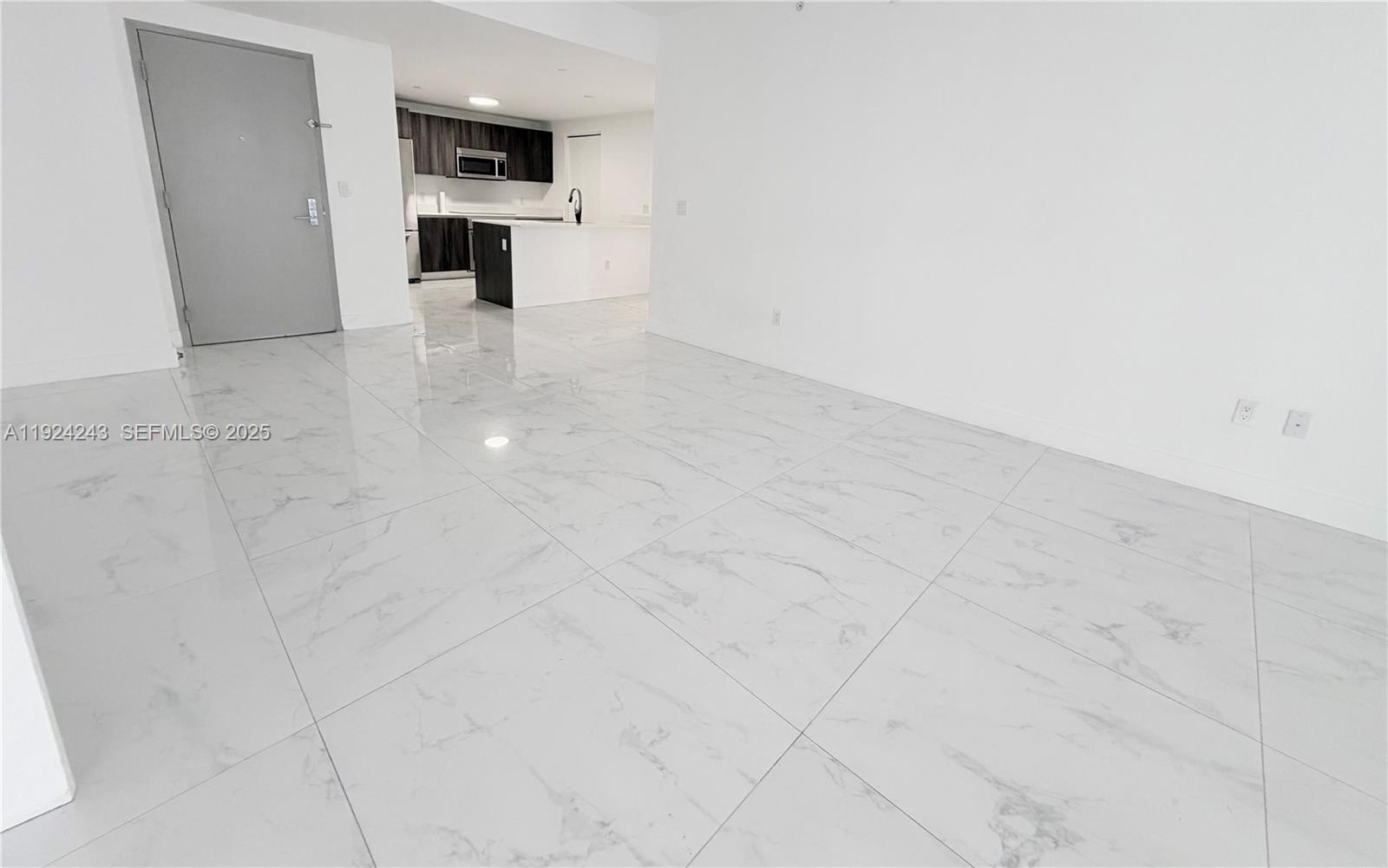 488 NE 18th St #2310, Miami FL 33132
