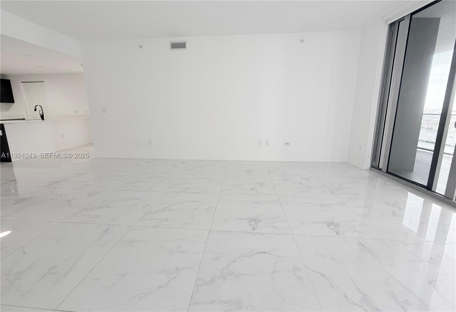 488 NE 18th St #2310, Miami FL 33132
