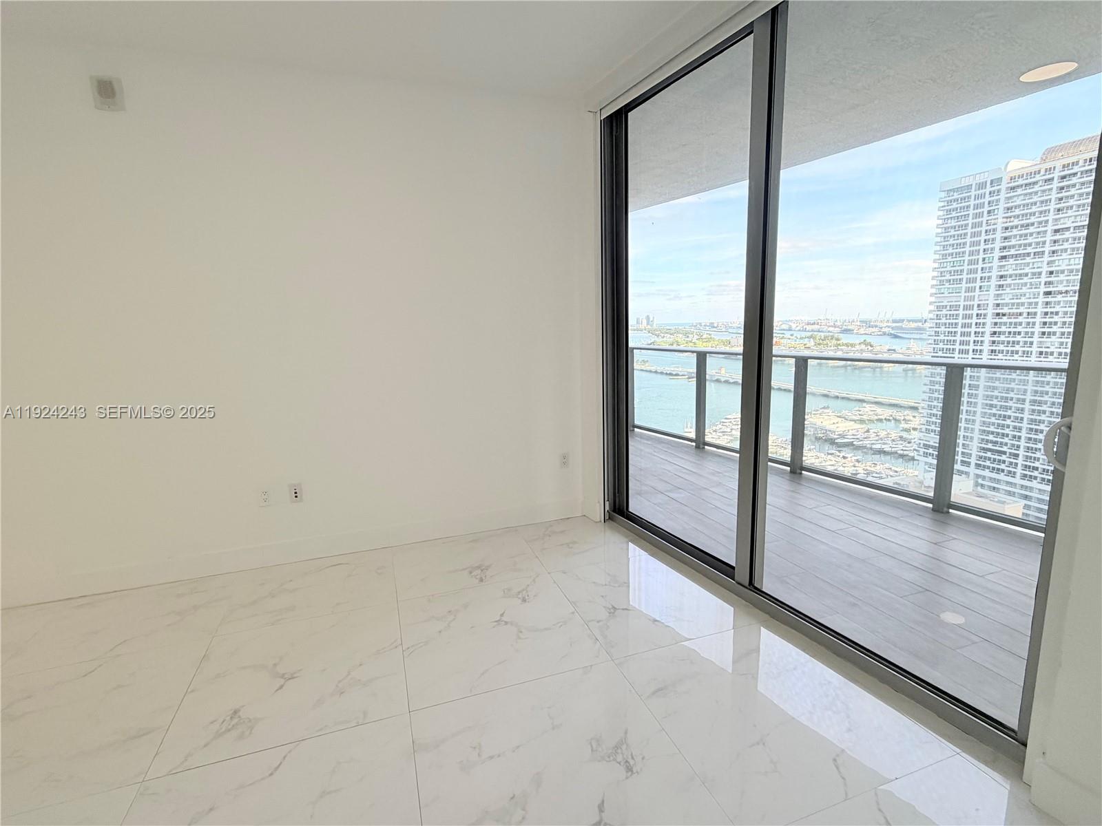 488 NE 18th St #2310, Miami FL 33132