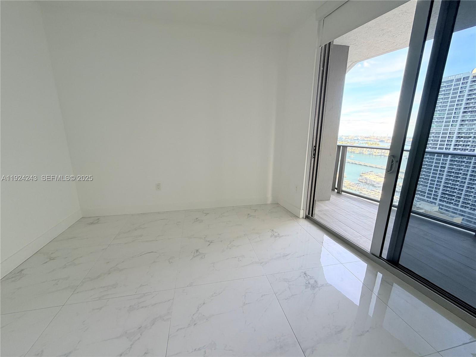 488 NE 18th St #2310, Miami FL 33132