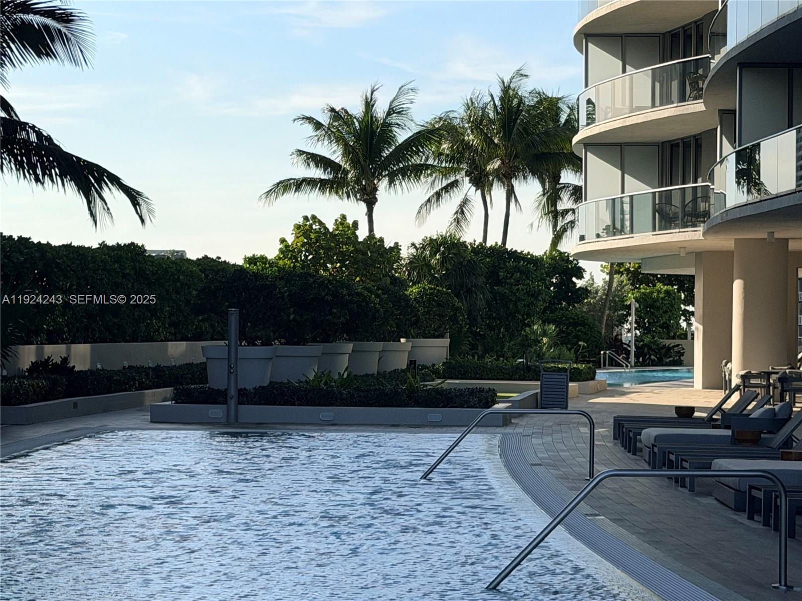 488 NE 18th St #2310, Miami FL 33132
