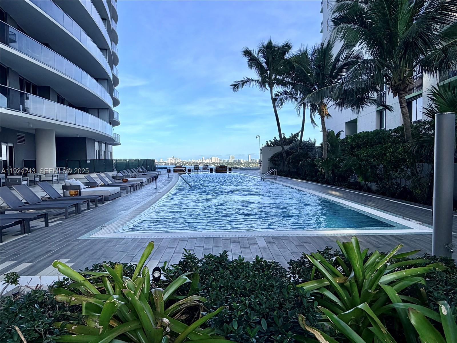 488 NE 18th St #2310, Miami FL 33132