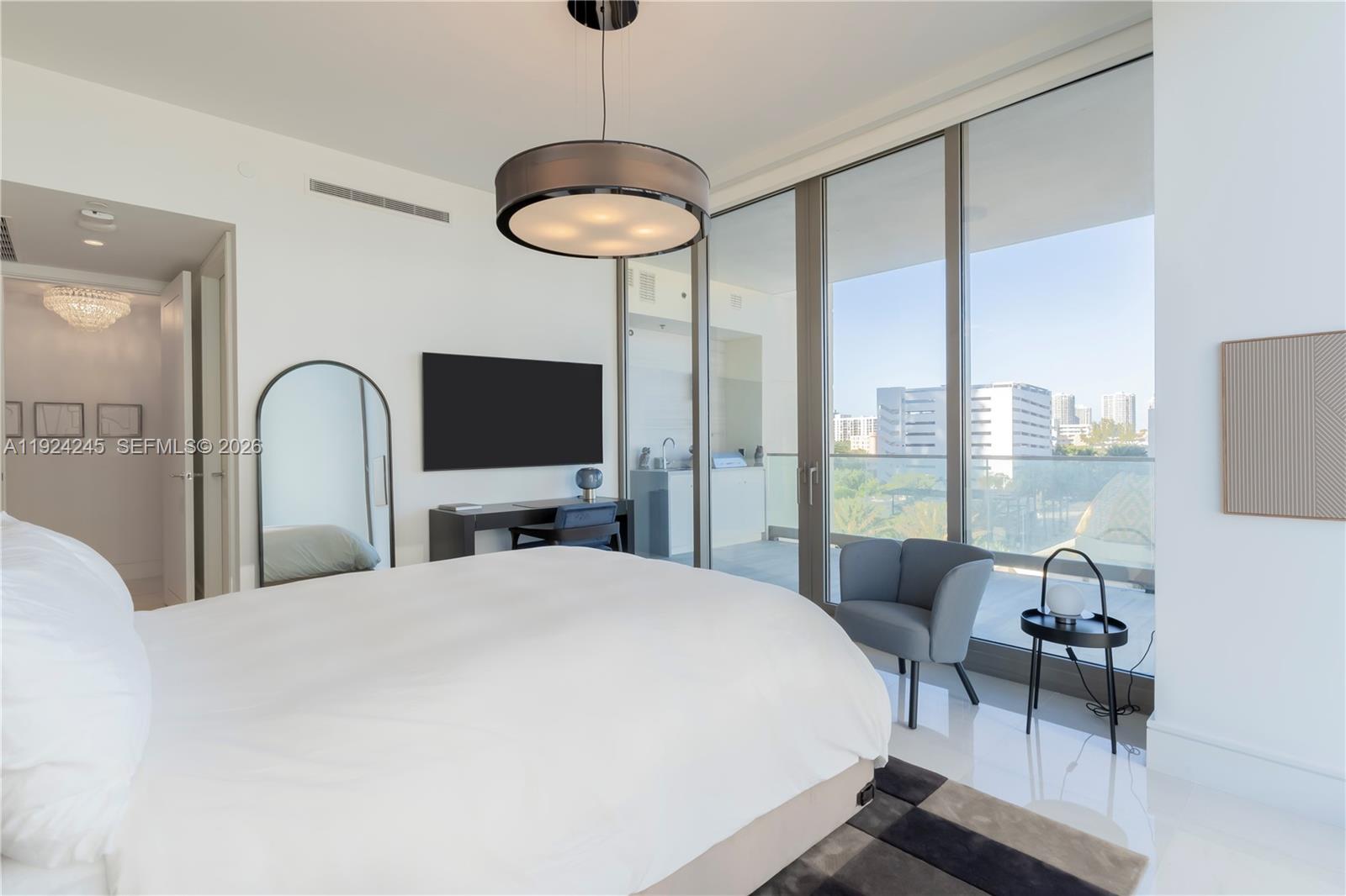 17975 Collins Ave #502, Sunny Isles Beach FL 33160