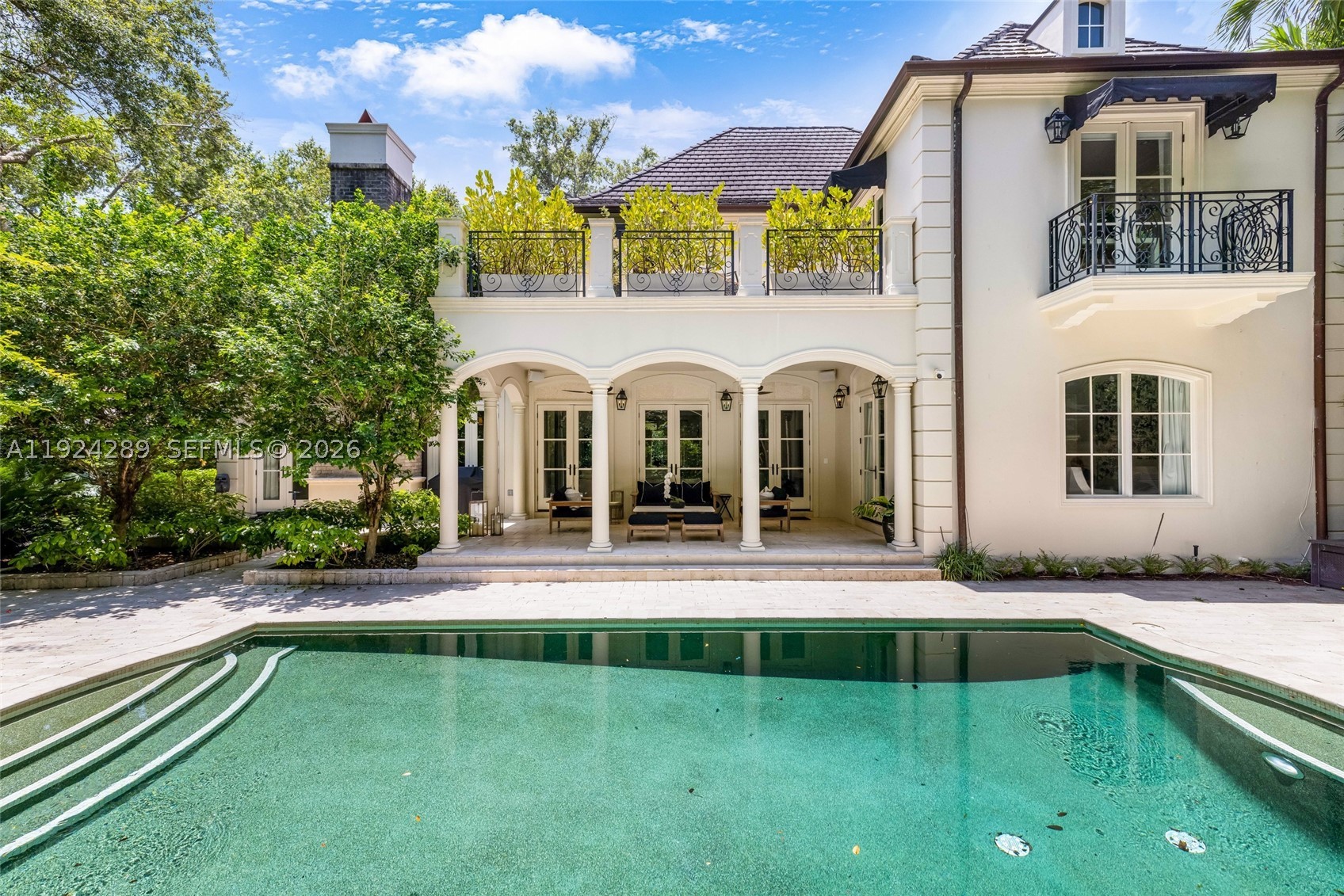 155 San Souci Dr, Coral Gables FL 33133