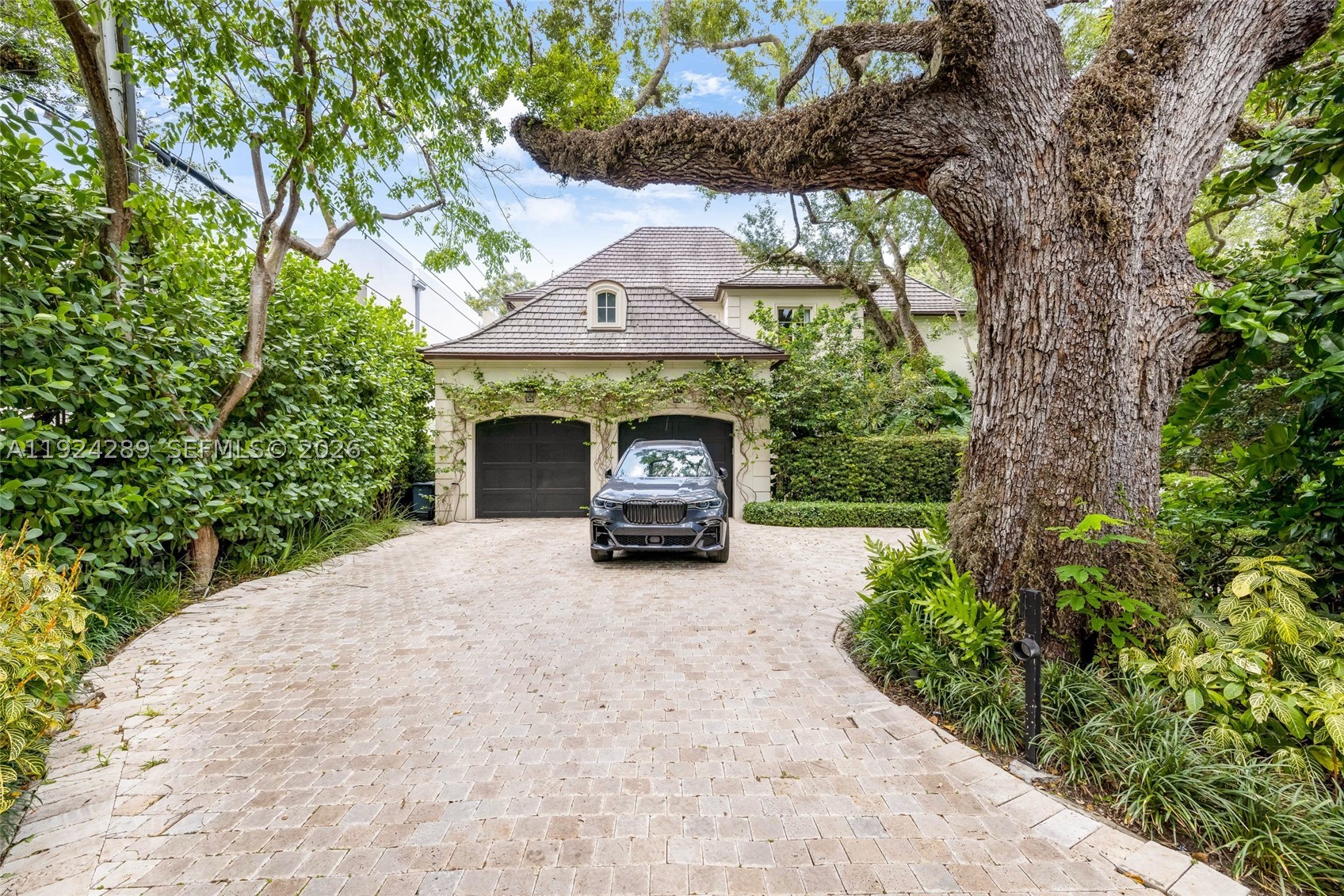 155 San Souci Dr, Coral Gables FL 33133
