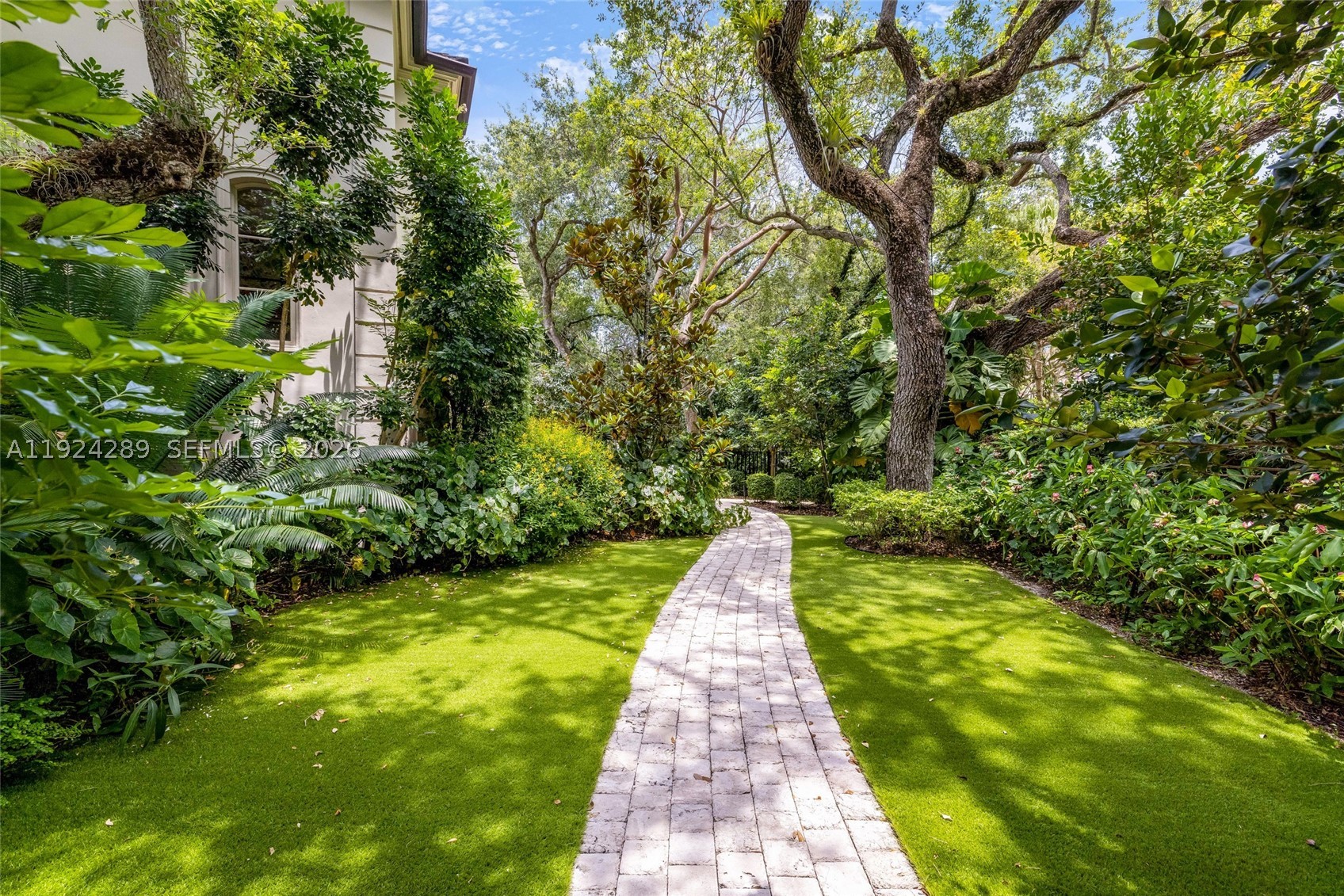 155 San Souci Dr, Coral Gables FL 33133