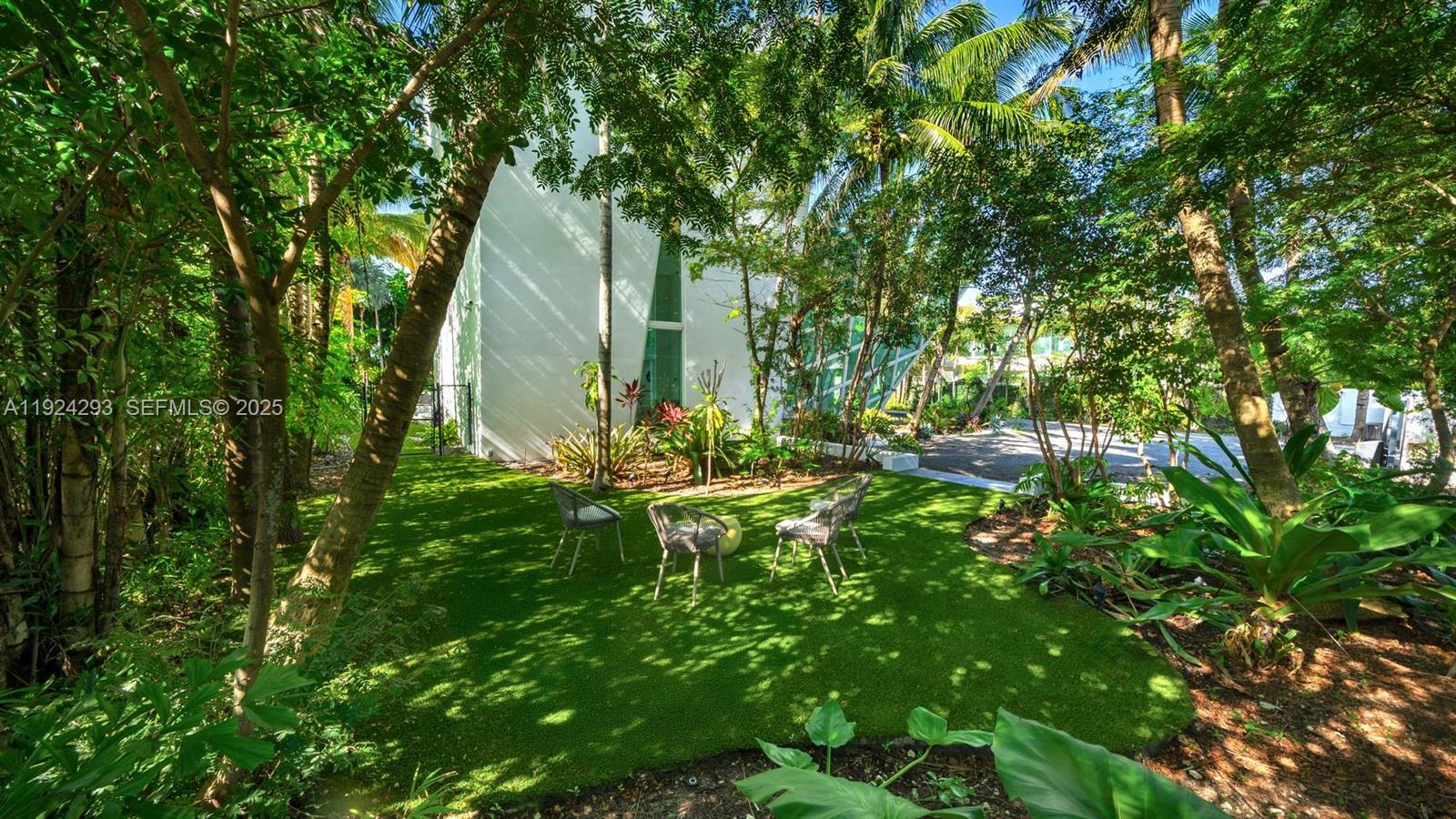 480 Ocean Blvd, Golden Beach FL 33160