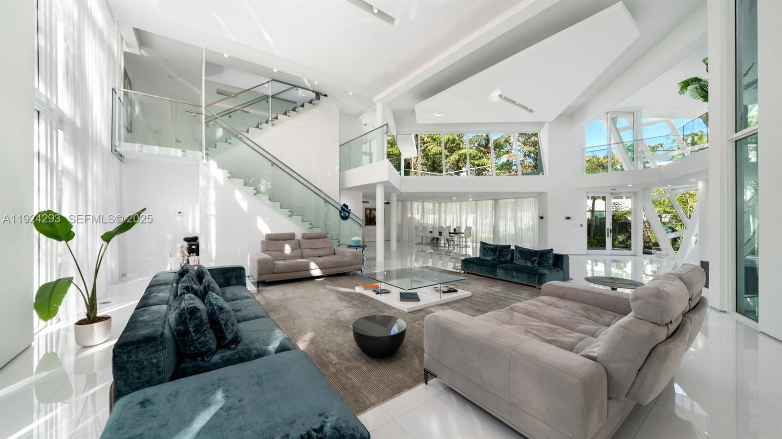 480 Ocean Blvd, Golden Beach FL 33160