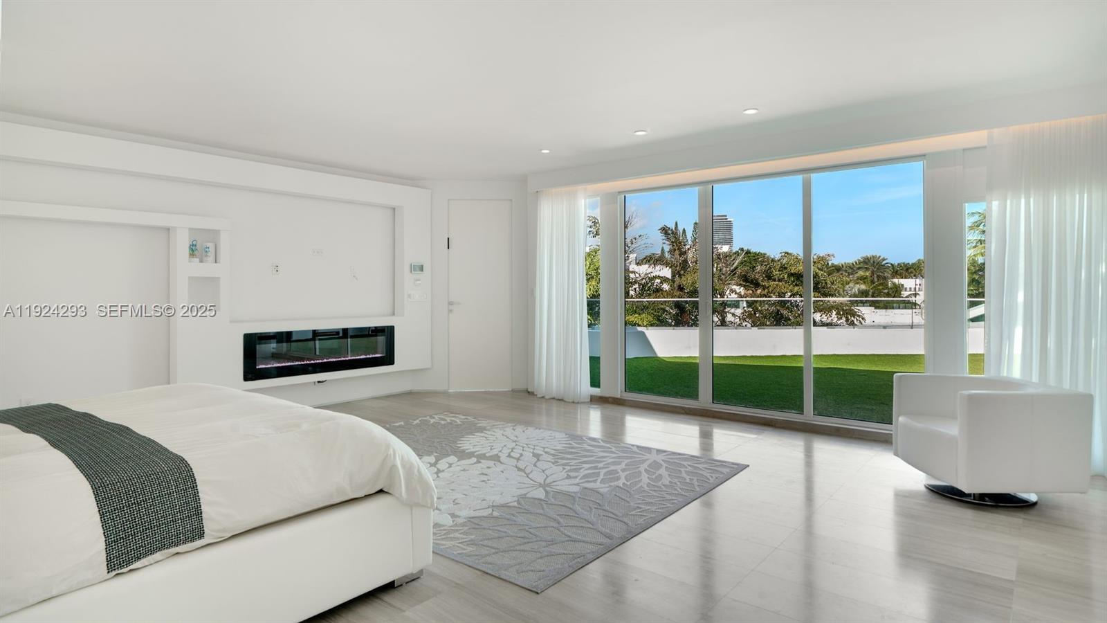 480 Ocean Blvd, Golden Beach FL 33160
