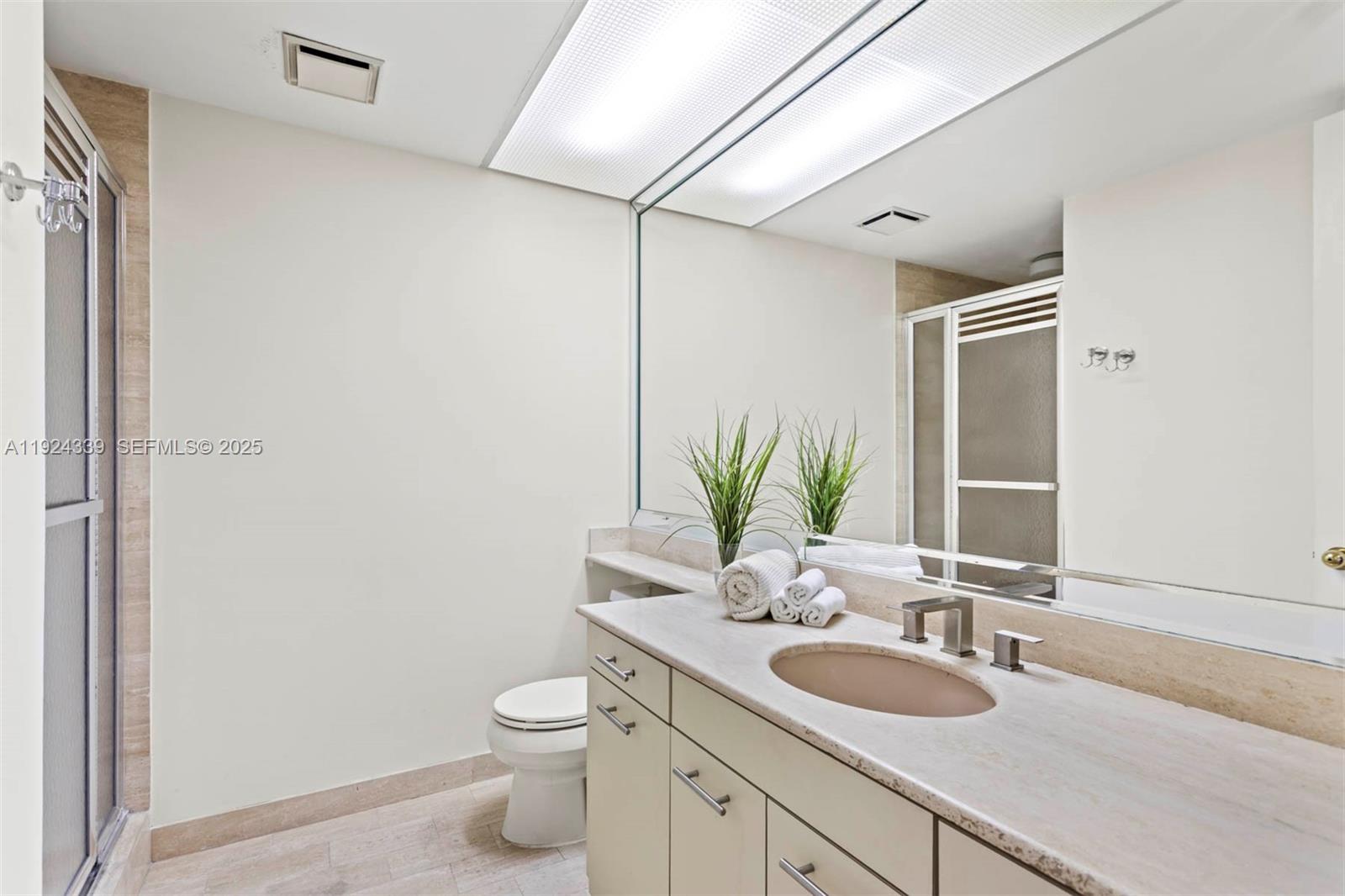 19500 Turnberry Way #26-C, Aventura FL 33180