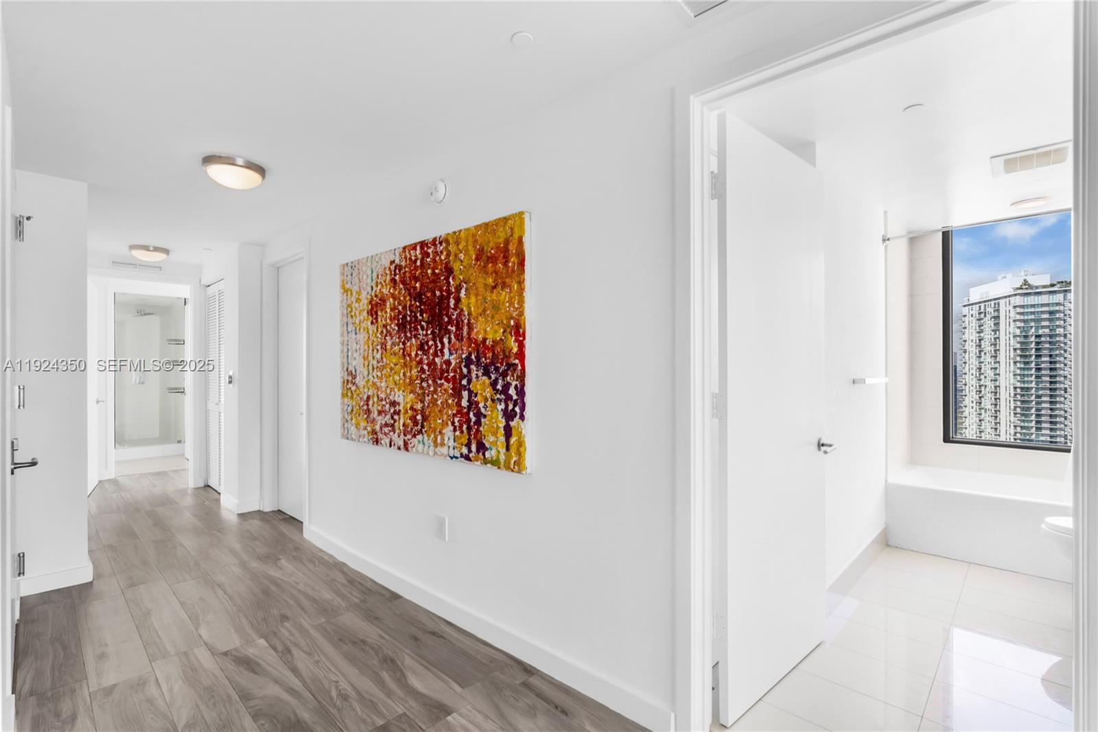 460 NE 28th St #3601, Miami FL 33137