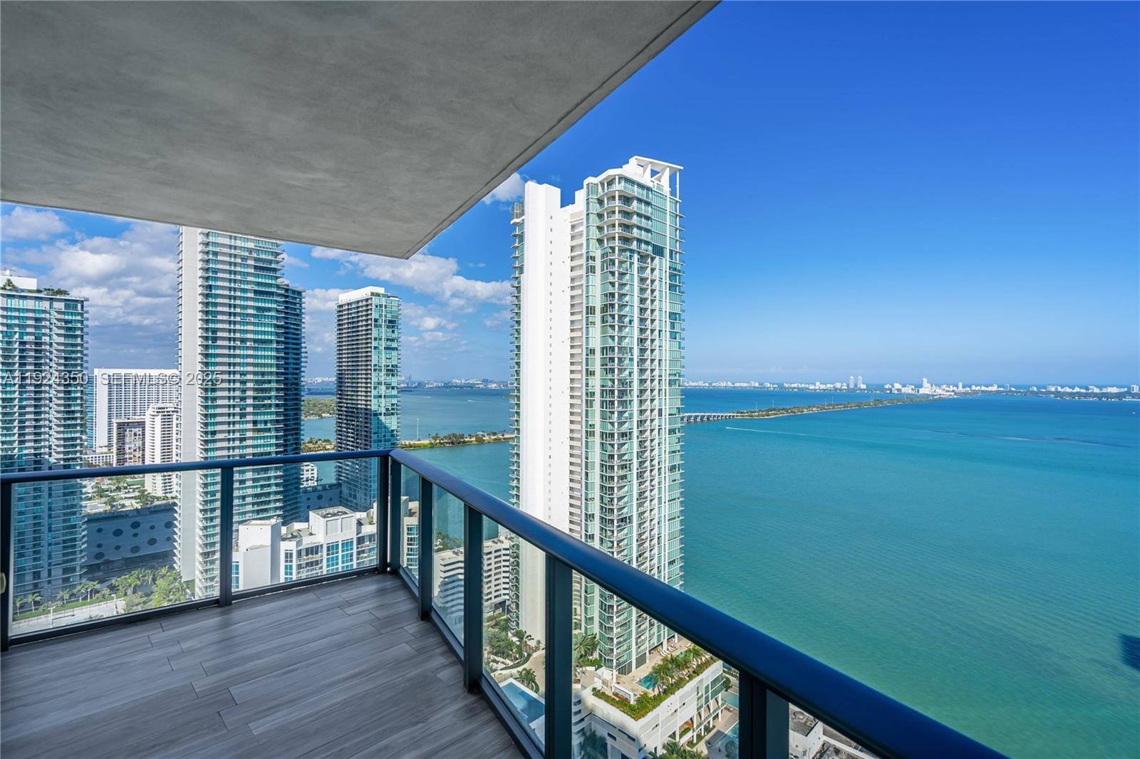 460 NE 28th St #3601, Miami FL 33137