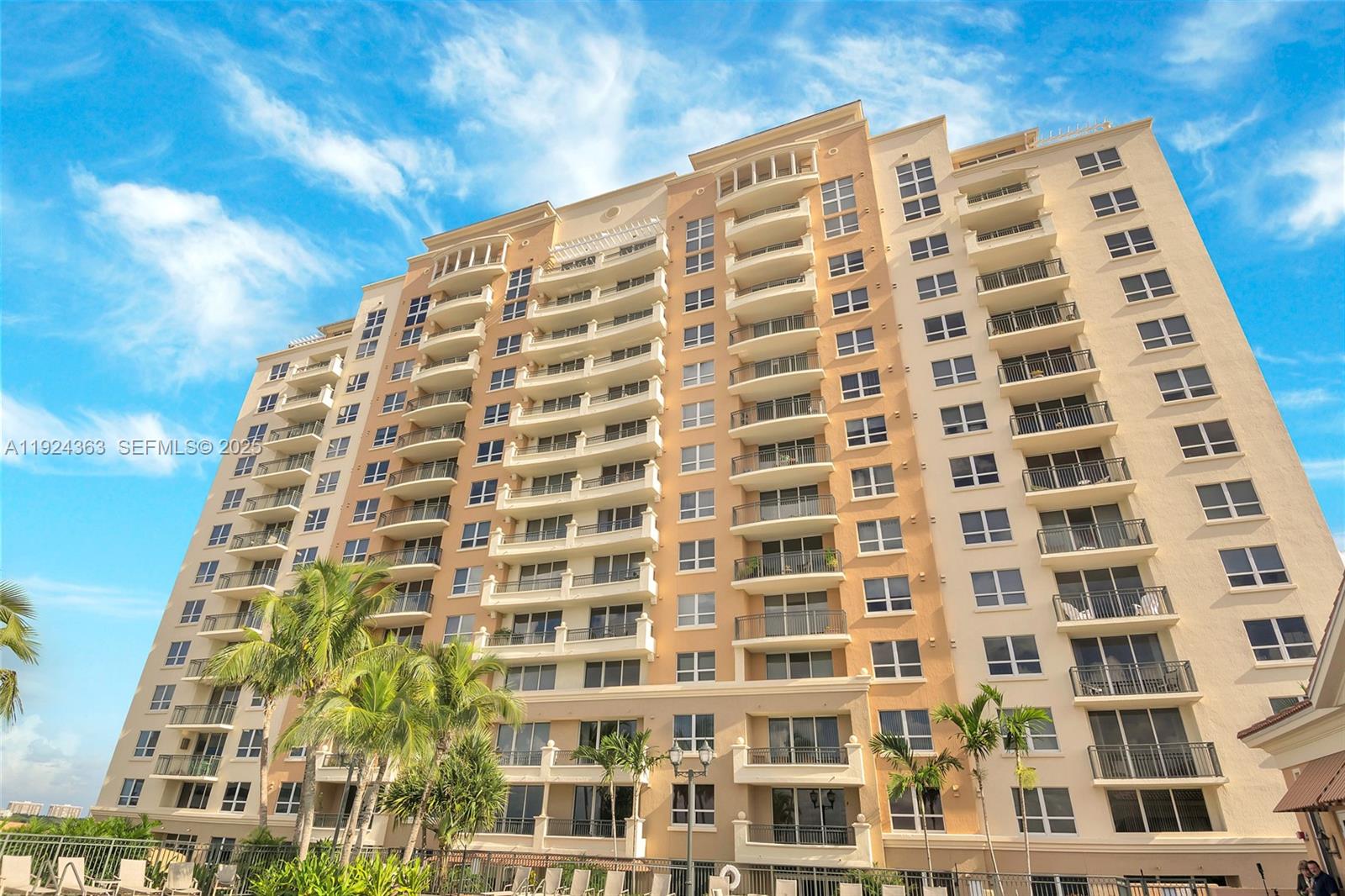 3232 coral way #905, Miami FL 33145