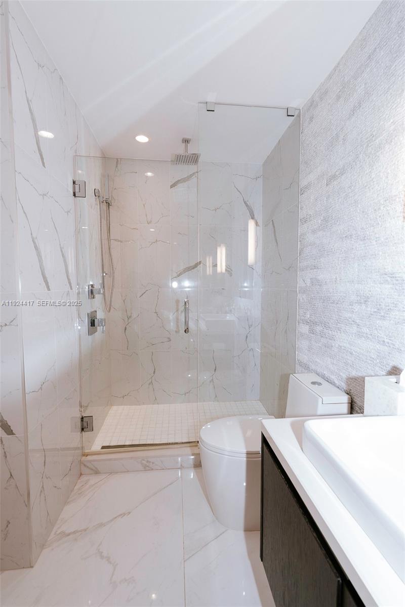 3040 N Ocean Blvd #N105, Fort Lauderdale FL 33308