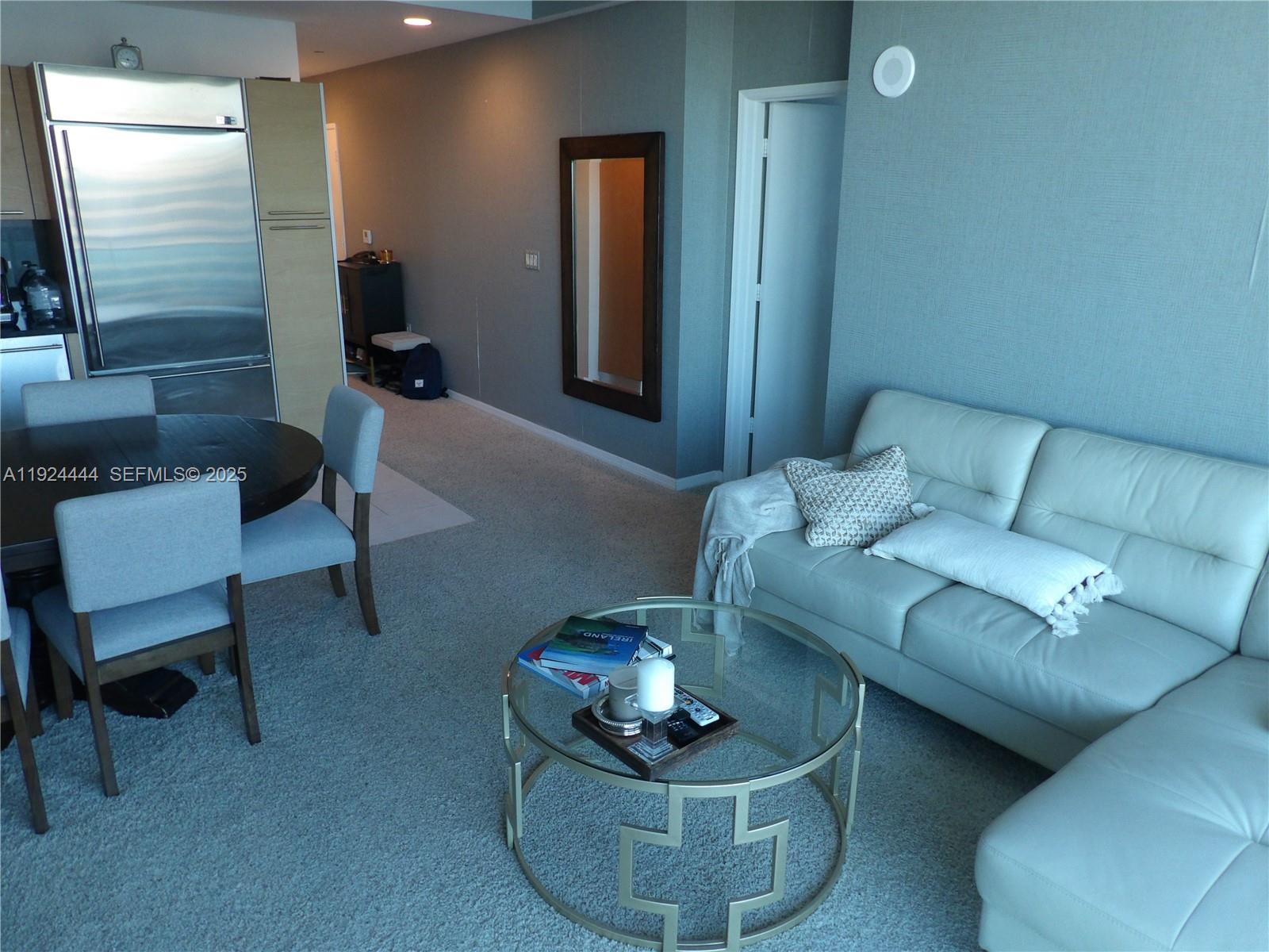 950 Brickell Bay Dr #4206, Miami FL 33131