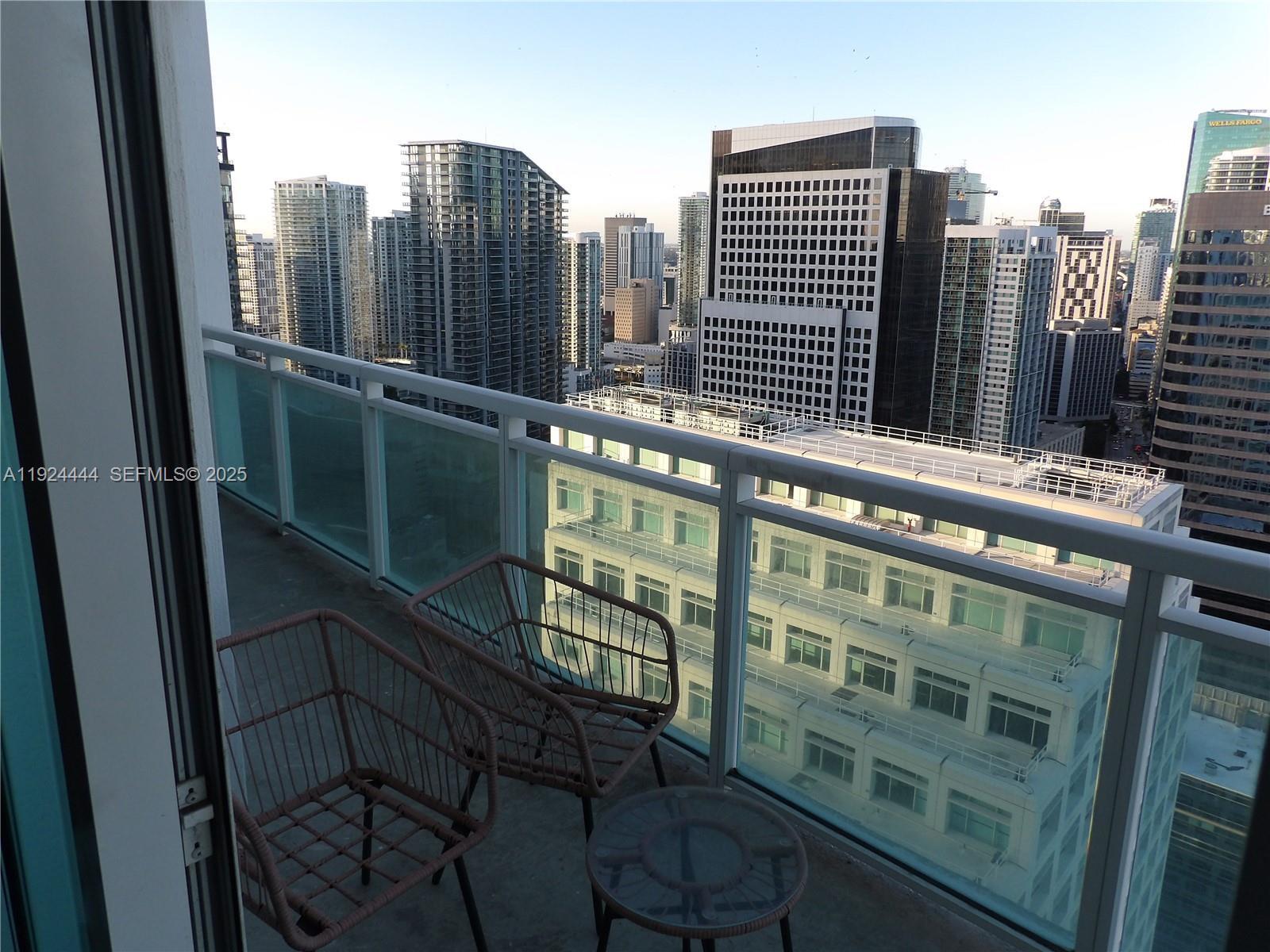 950 Brickell Bay Dr #4206, Miami FL 33131