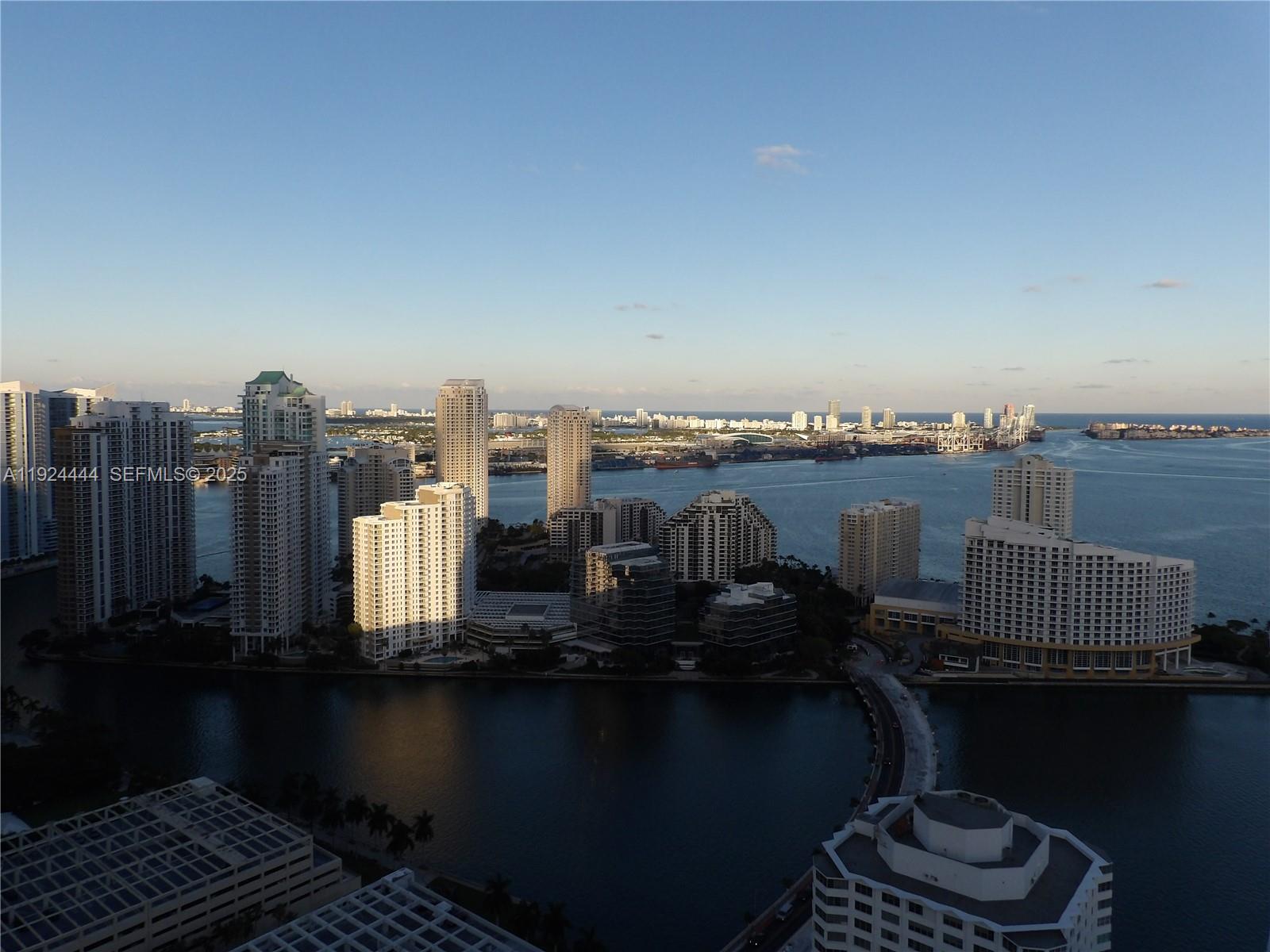 950 Brickell Bay Dr #4206, Miami FL 33131