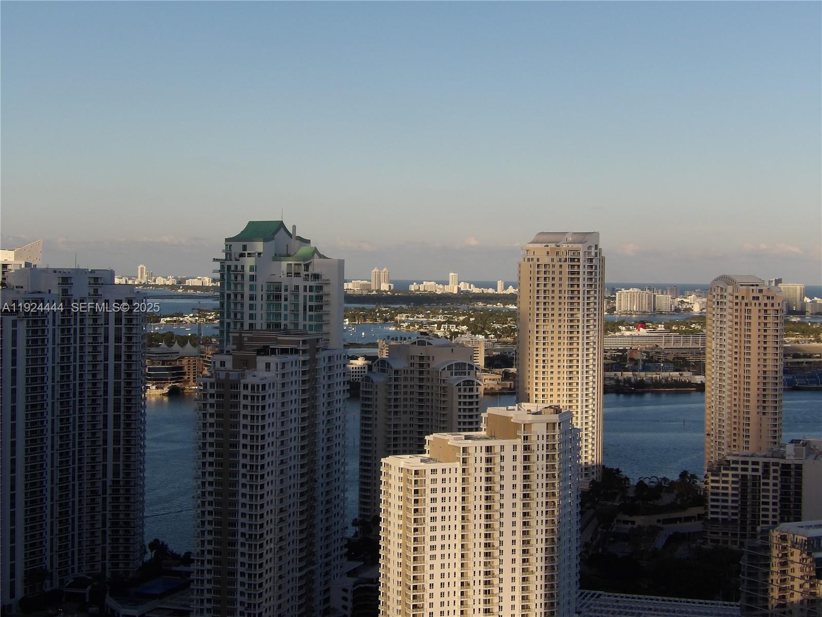 950 Brickell Bay Dr #4206, Miami FL 33131