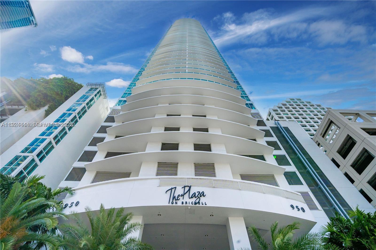 950 Brickell Bay Dr #4206, Miami FL 33131
