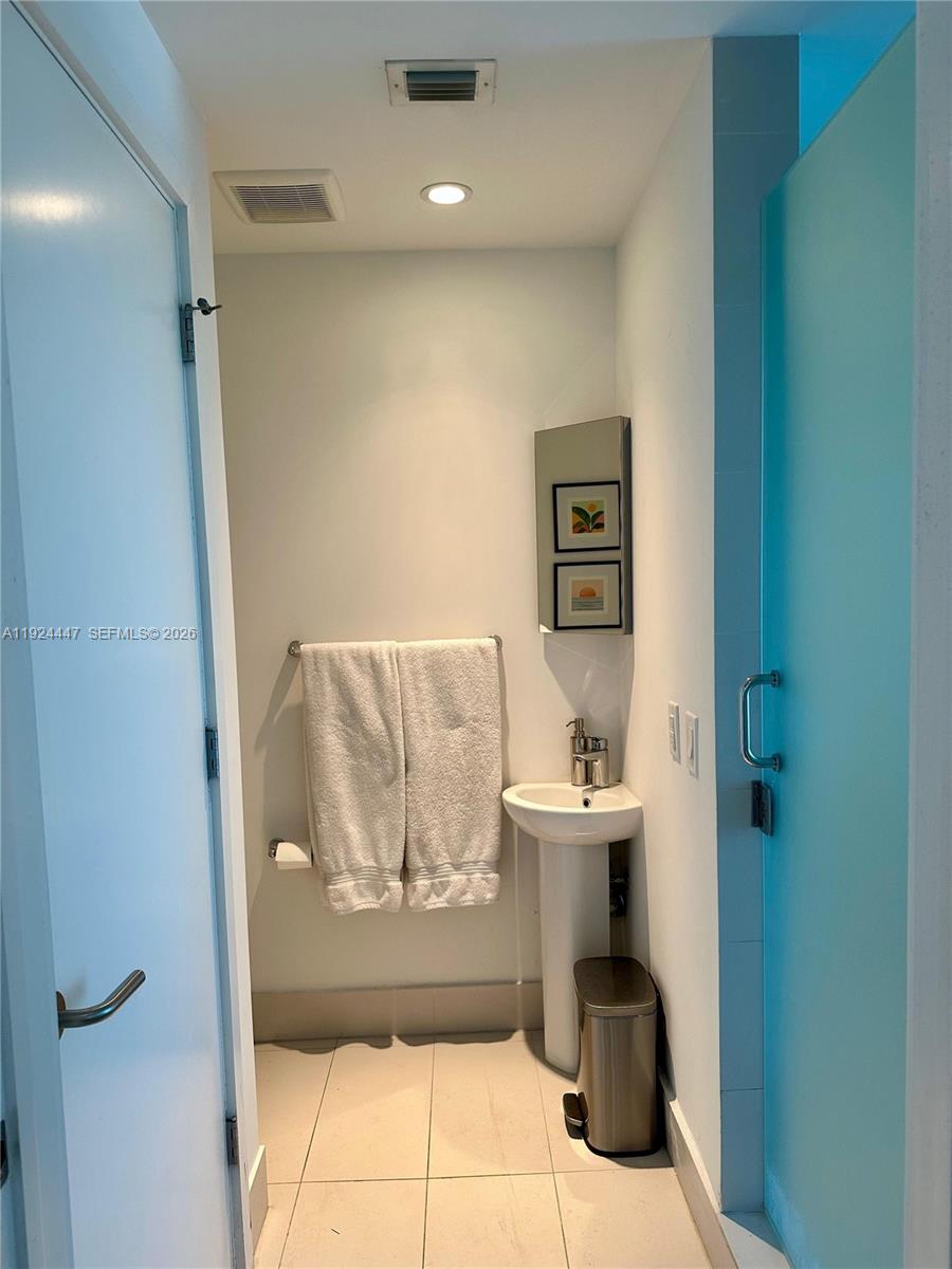 501 NE 31st St #2902, Miami FL 33137