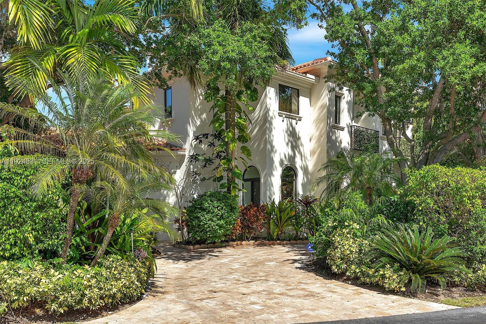 4008 Sanctuary Ln, Boca Raton FL 33431