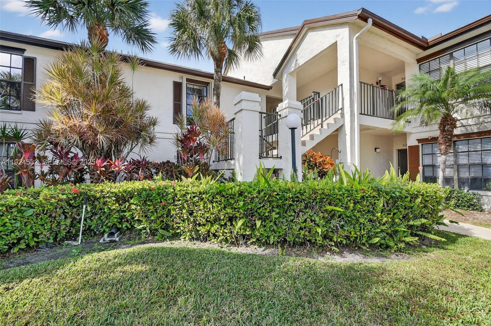3259 Perimeter Dr #3259, Green Acres FL 33467