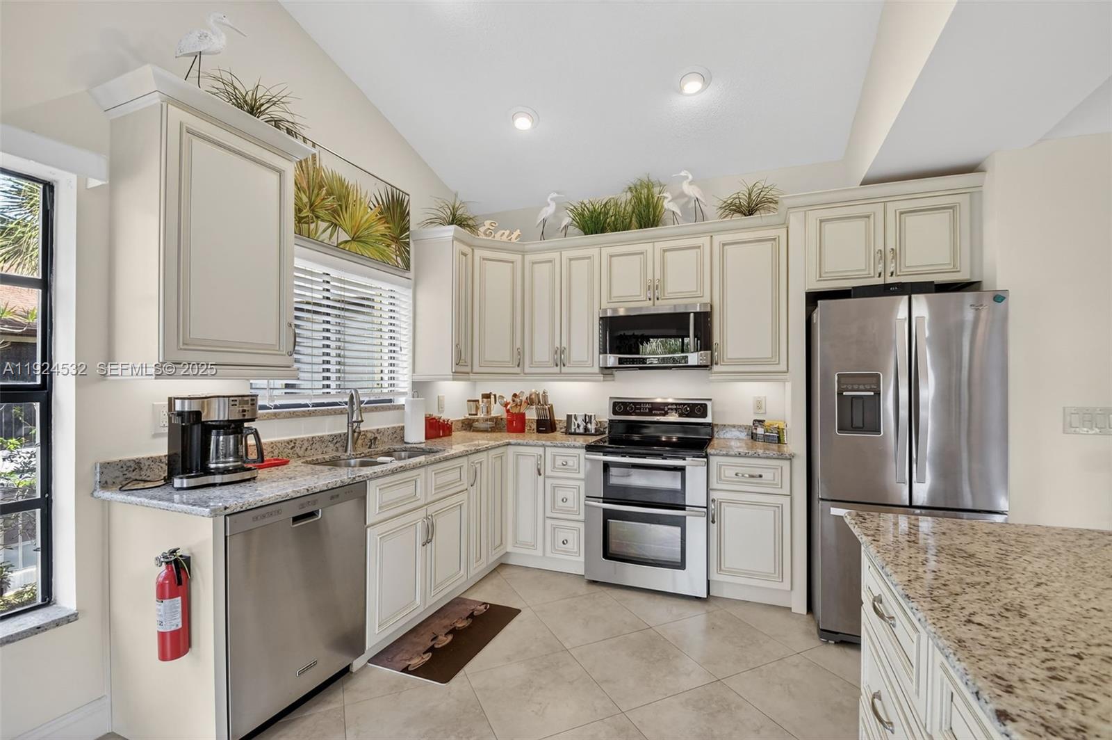 3259 Perimeter Dr #3259, Green Acres FL 33467