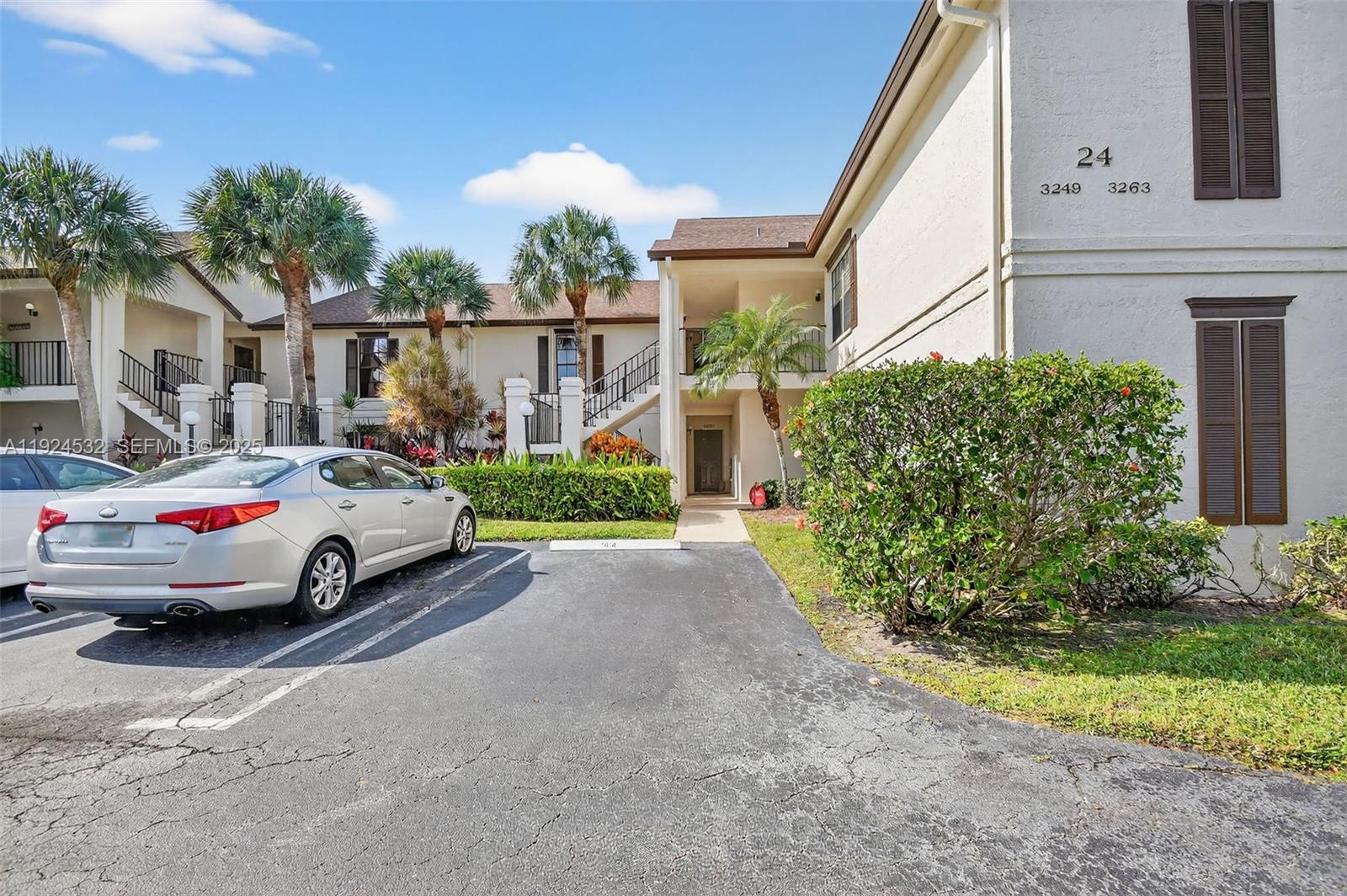 3259 Perimeter Dr #3259, Green Acres FL 33467