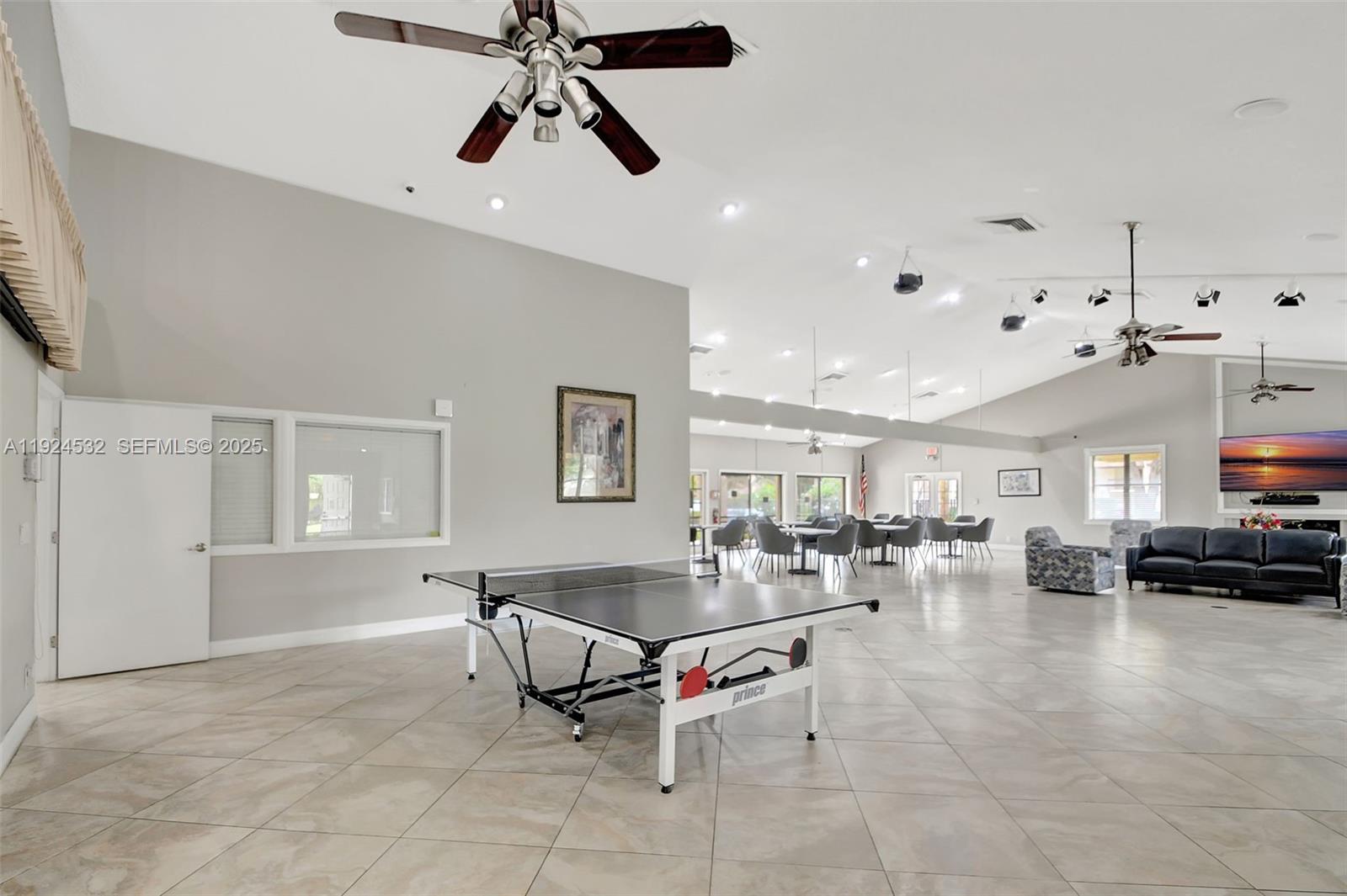3259 Perimeter Dr #3259, Green Acres FL 33467