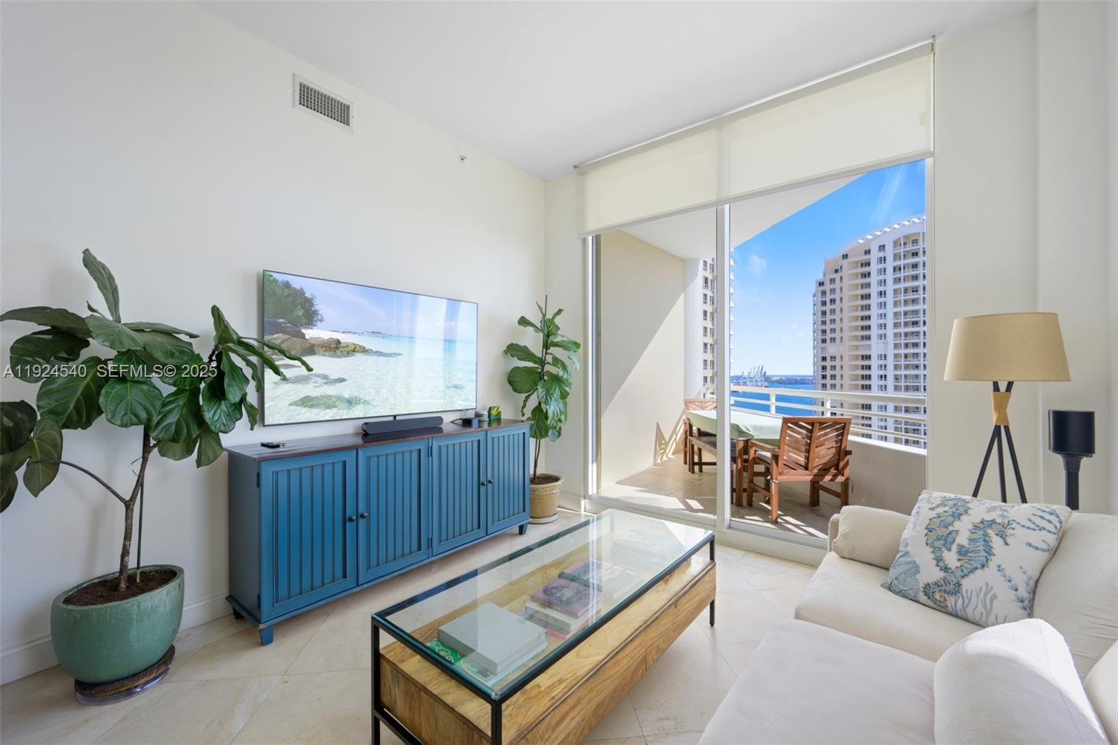 888 Brickell Key Dr #2909, Miami FL 33131