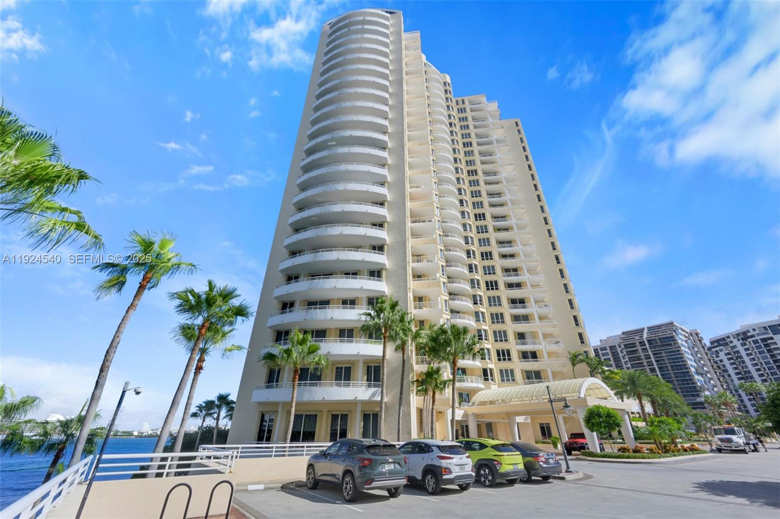 888 Brickell Key Dr #2909, Miami FL 33131