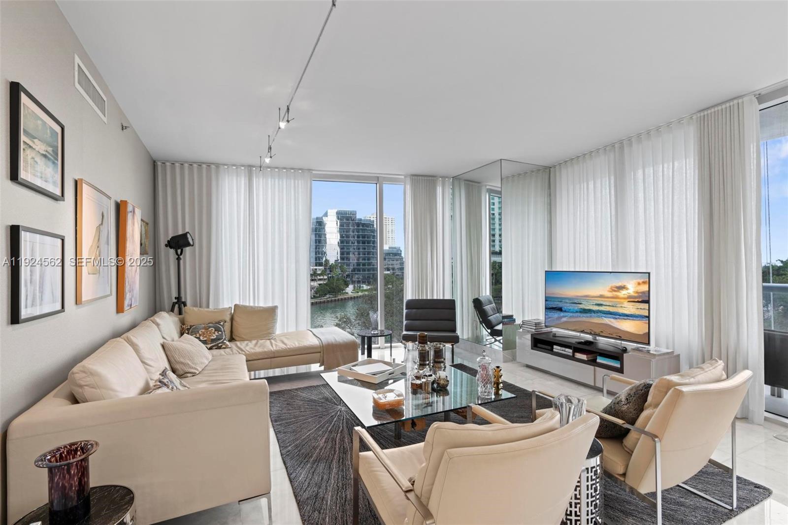 495 Brickell Ave #501, Miami FL 33131