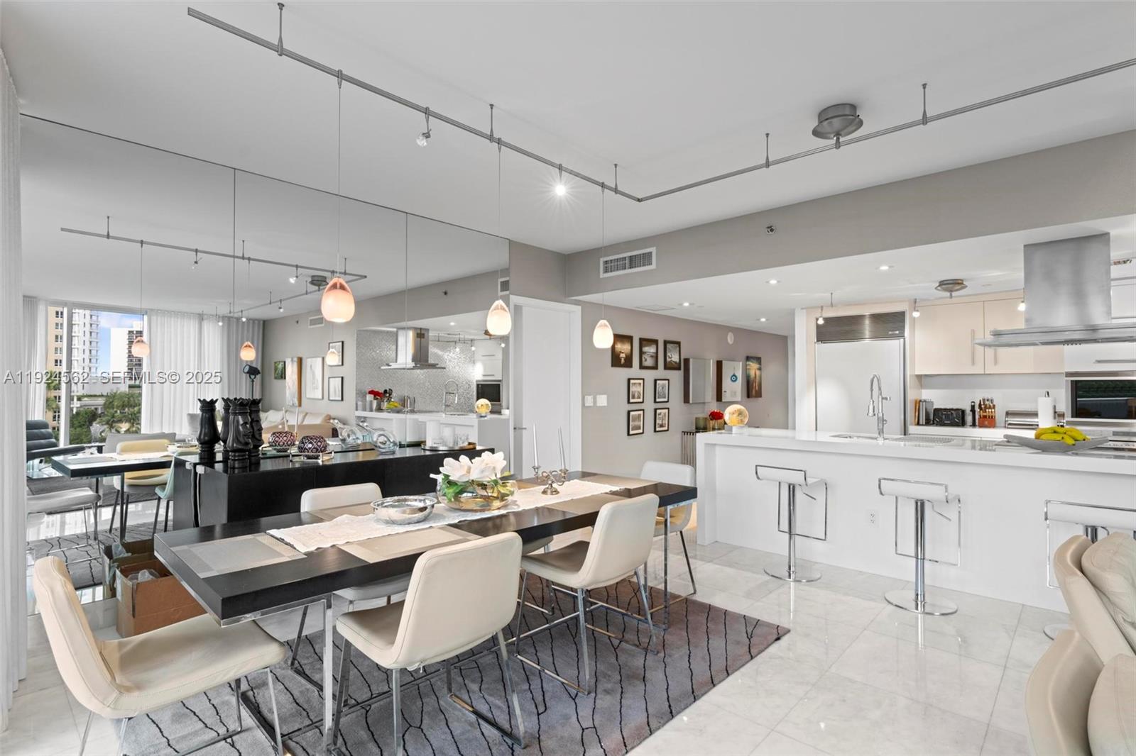 495 Brickell Ave #501, Miami FL 33131