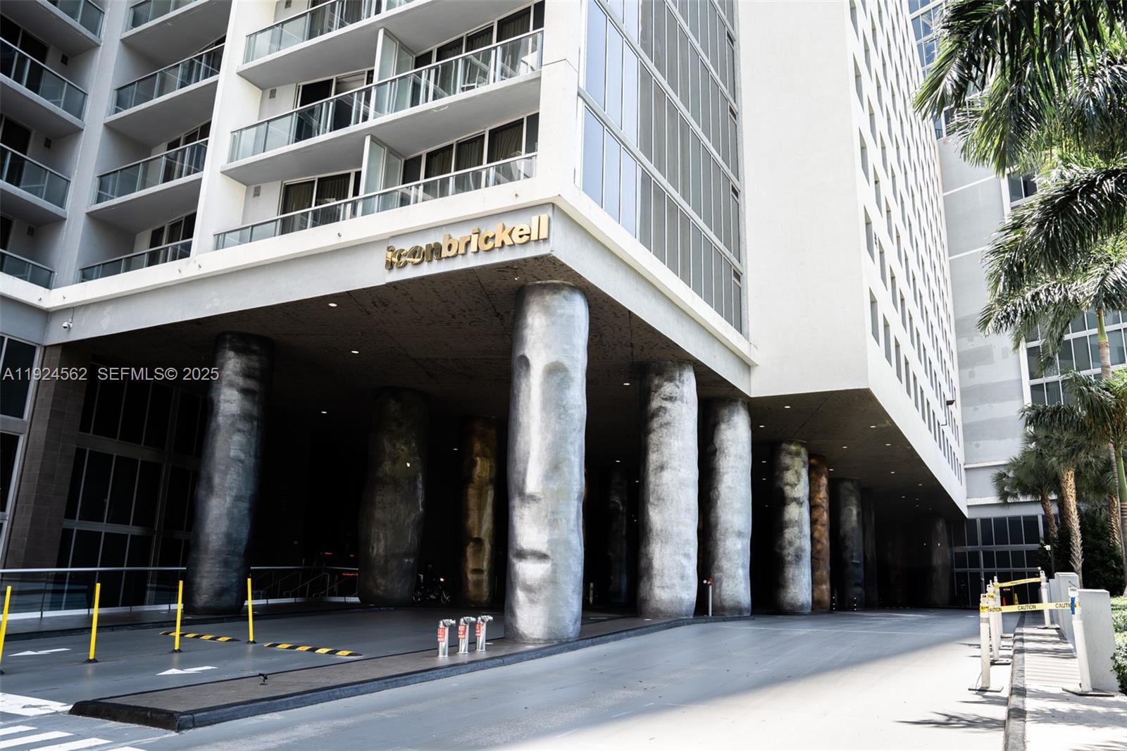 495 Brickell Ave #501, Miami FL 33131