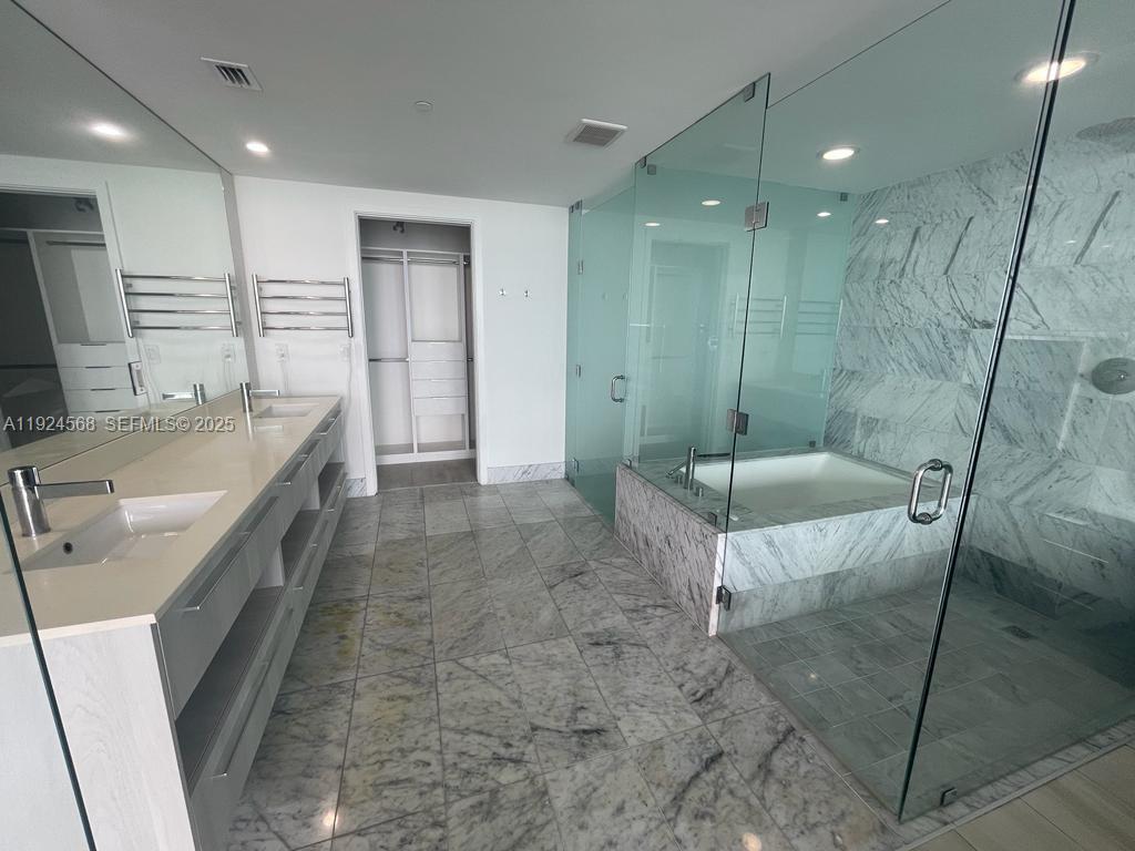 3131 NE 7th Ave #3802, Miami FL 33137