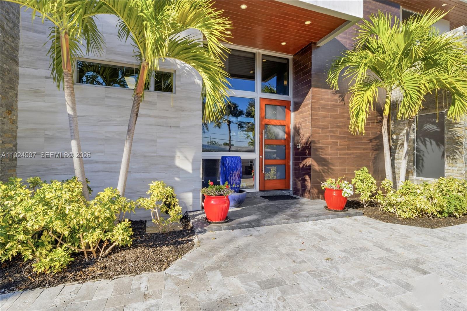 2809 NE 24th Pl, Fort Lauderdale FL 33305