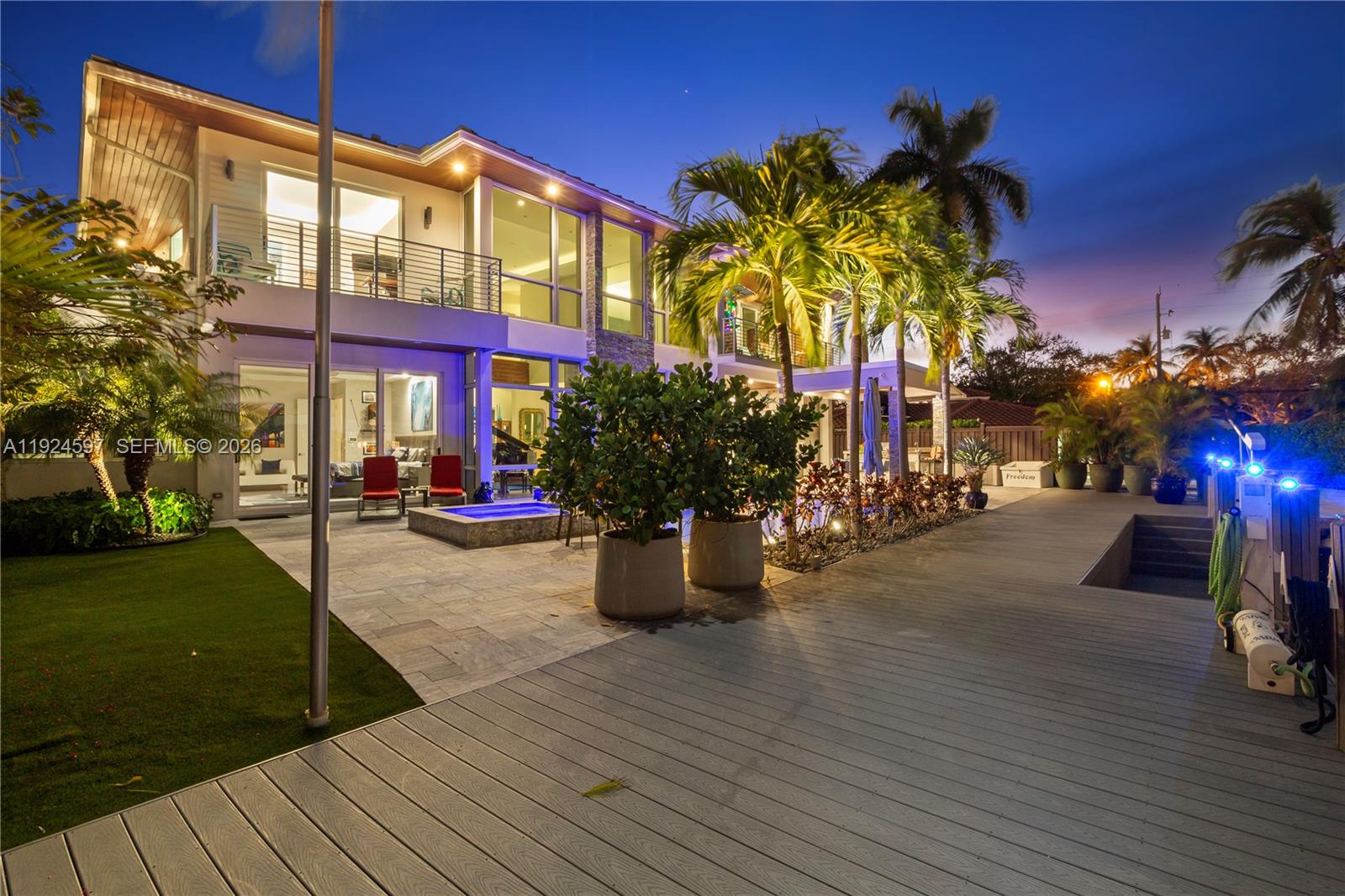 2809 NE 24th Pl, Fort Lauderdale FL 33305