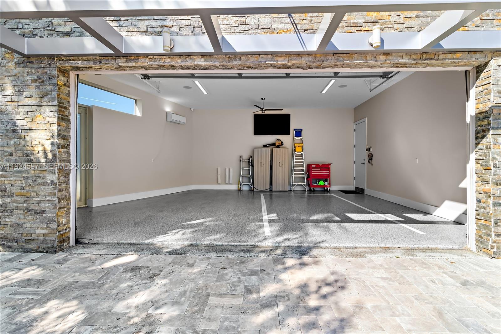 2809 NE 24th Pl, Fort Lauderdale FL 33305