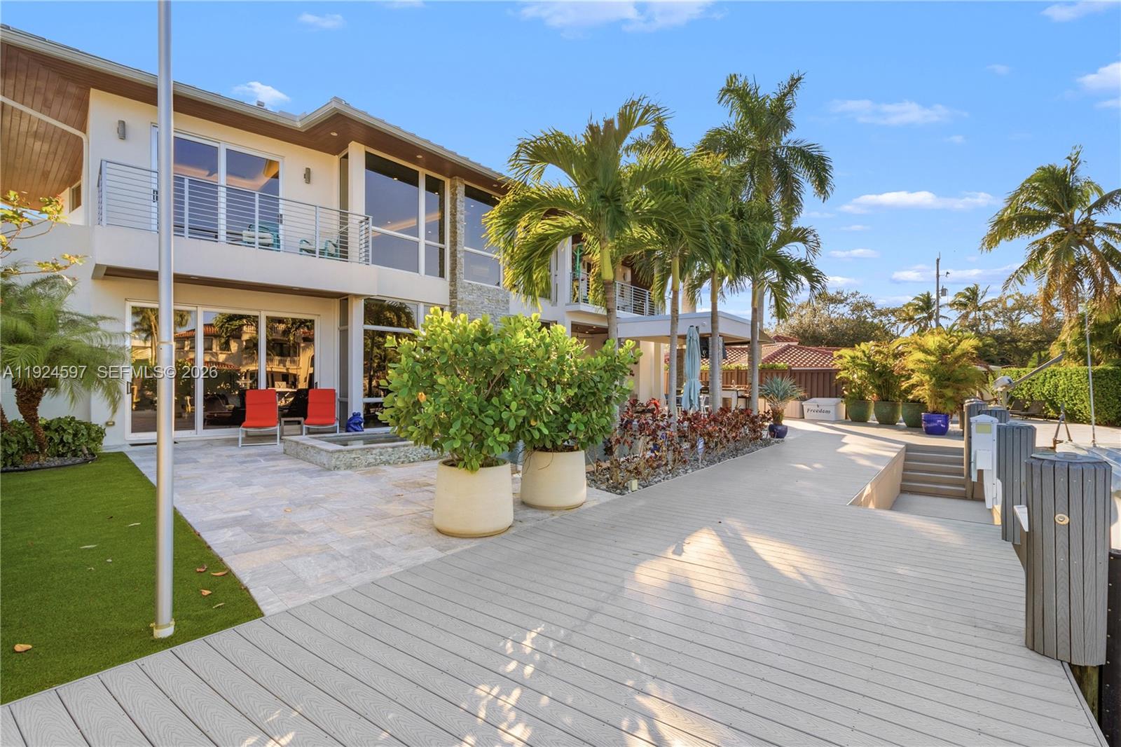 2809 NE 24th Pl, Fort Lauderdale FL 33305