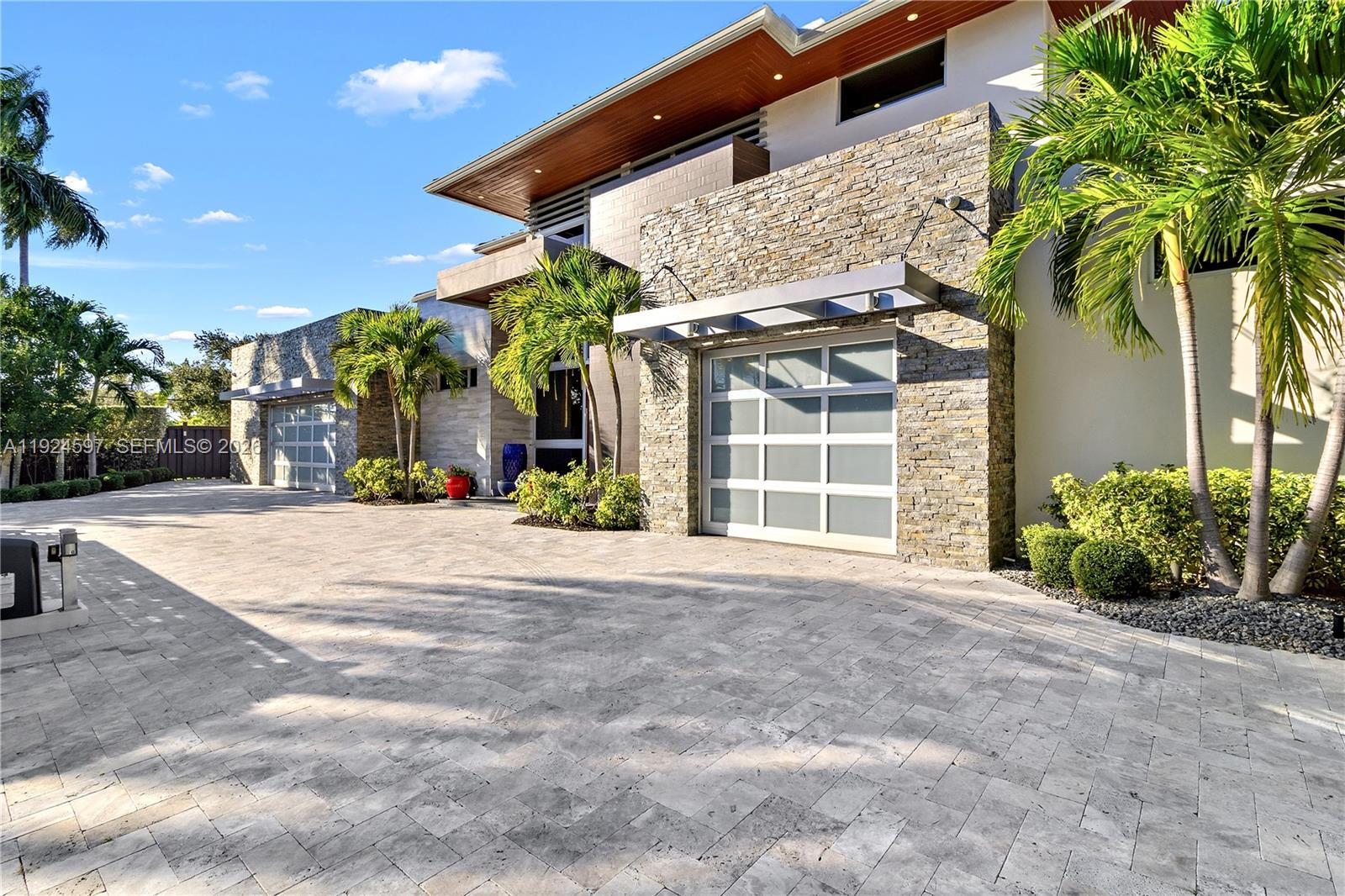 2809 NE 24th Pl, Fort Lauderdale FL 33305