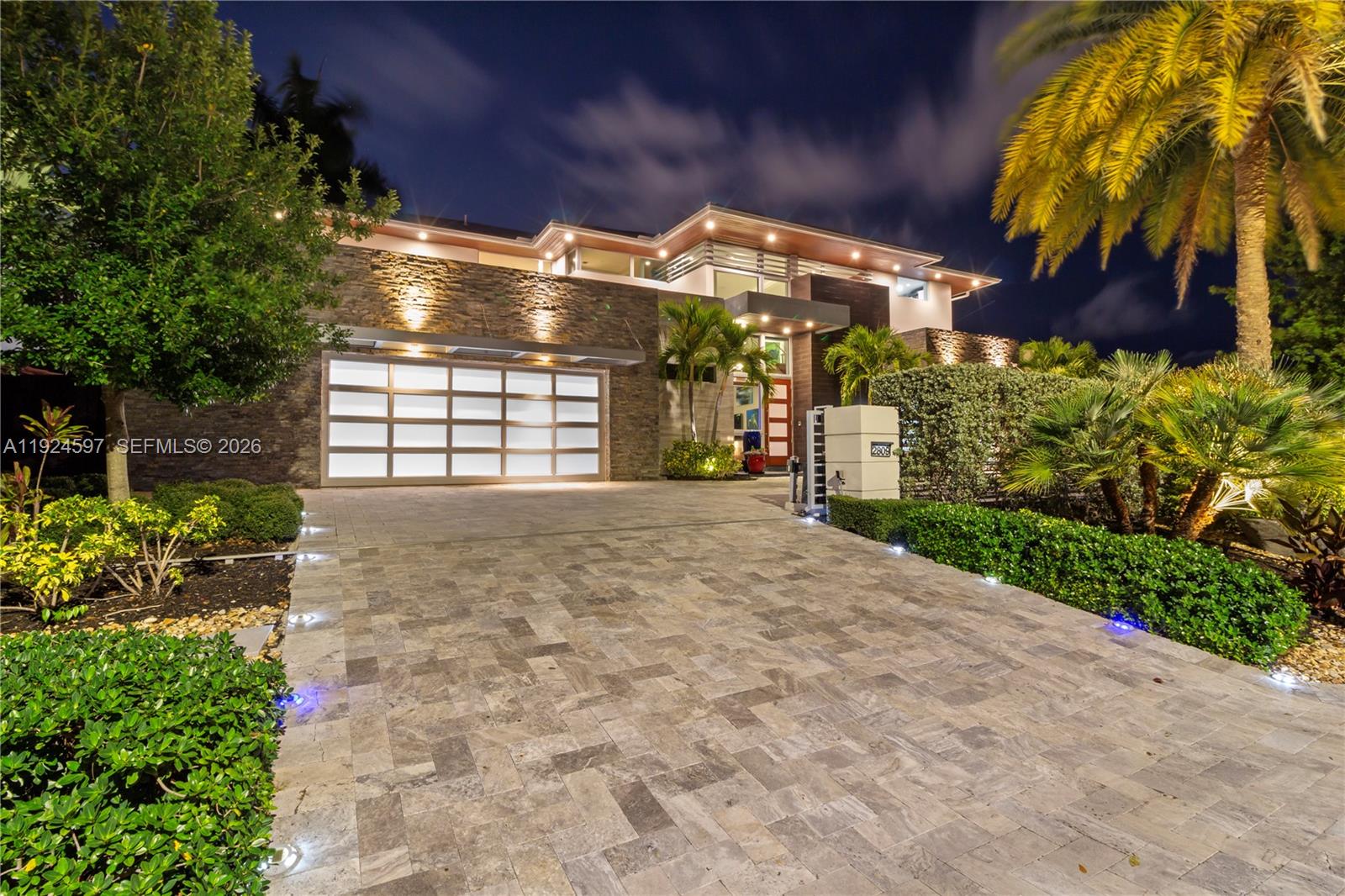 2809 NE 24th Pl, Fort Lauderdale FL 33305
