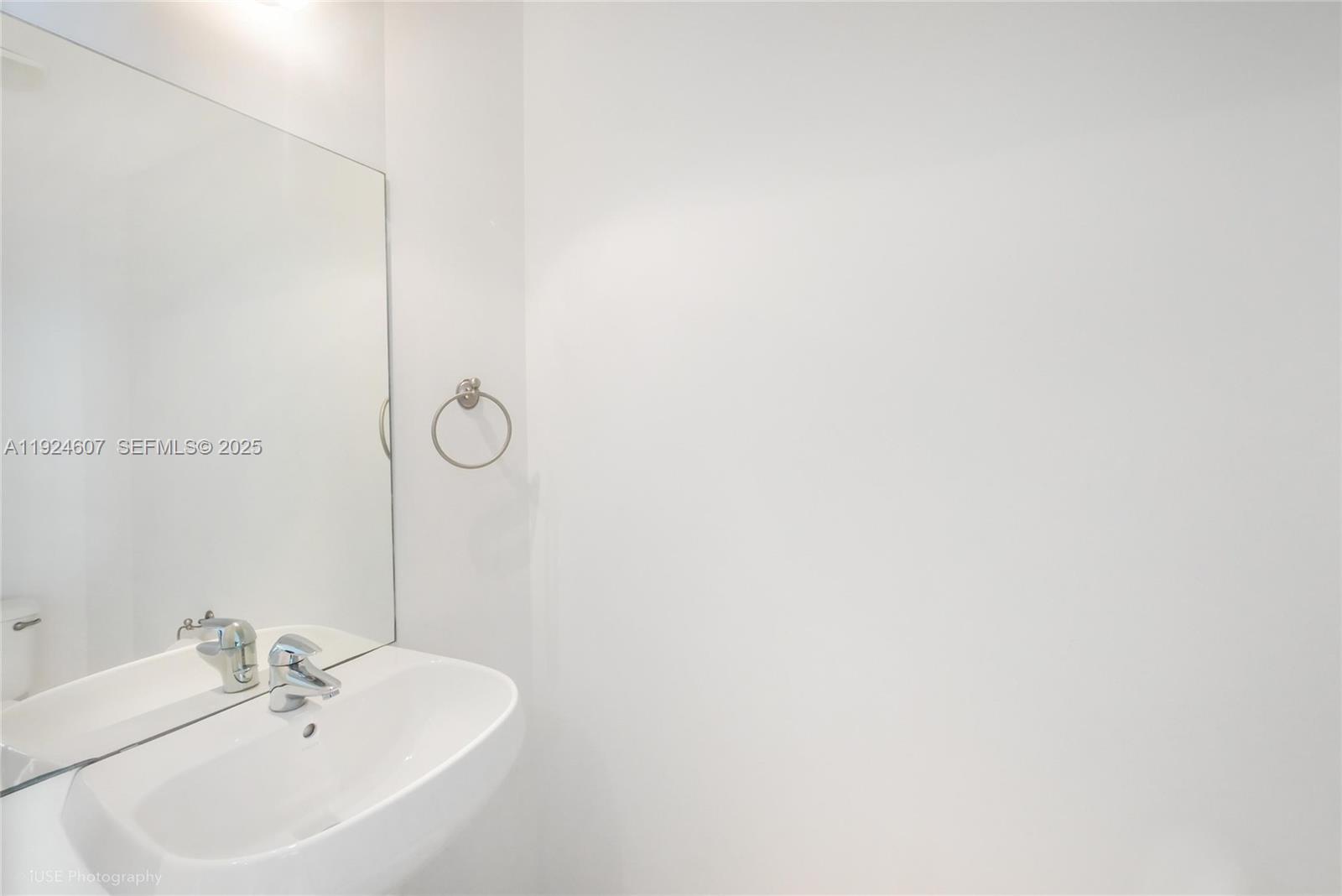 1900 N Bayshore Dr #2615, Miami FL 33132
