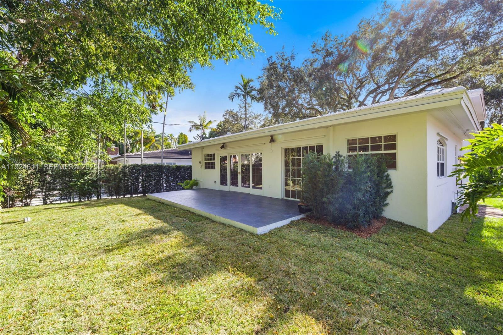 911 Andres Ave, Coral Gables FL 33134