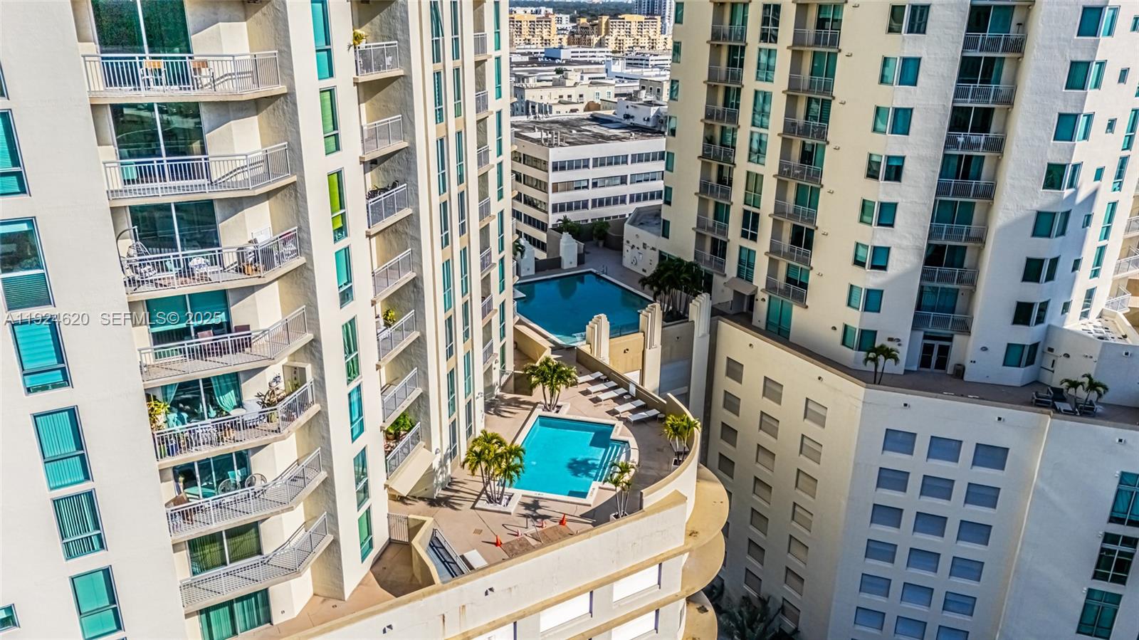 9055 SW 73 CT #809, Miami FL 33156