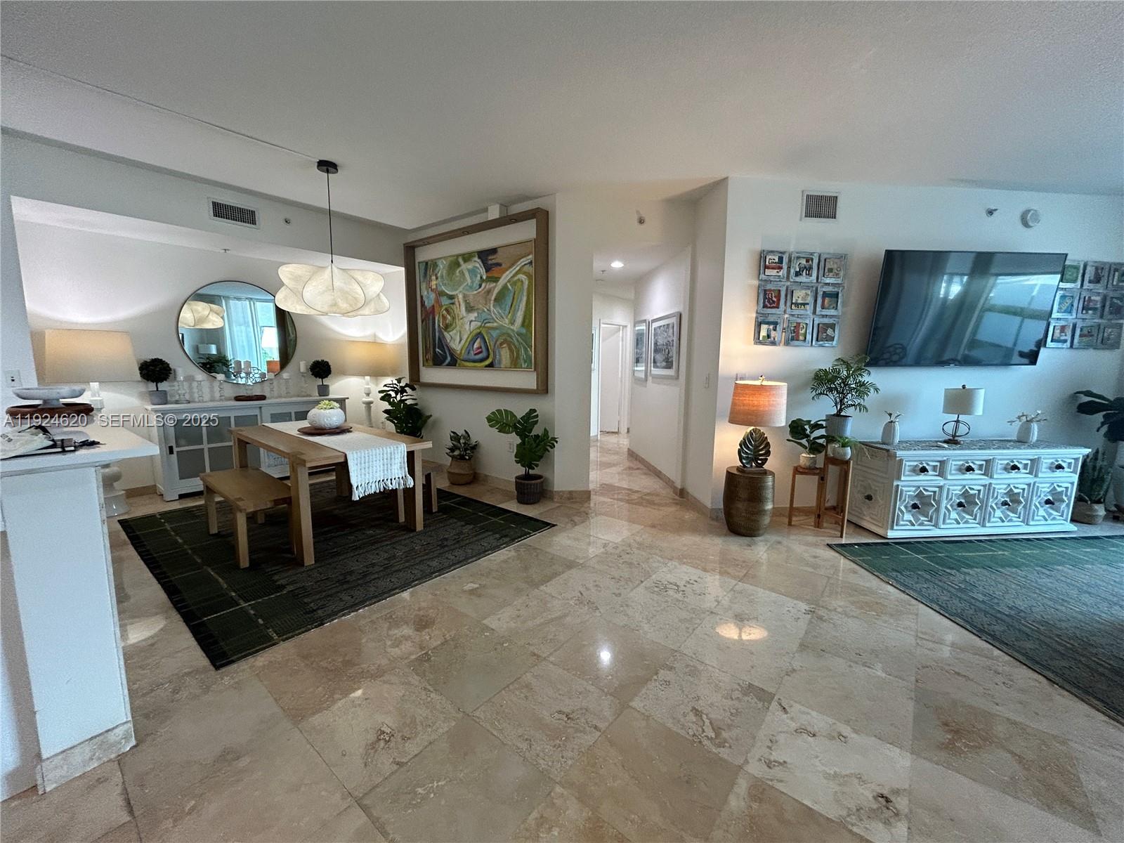 9055 SW 73 CT #809, Miami FL 33156