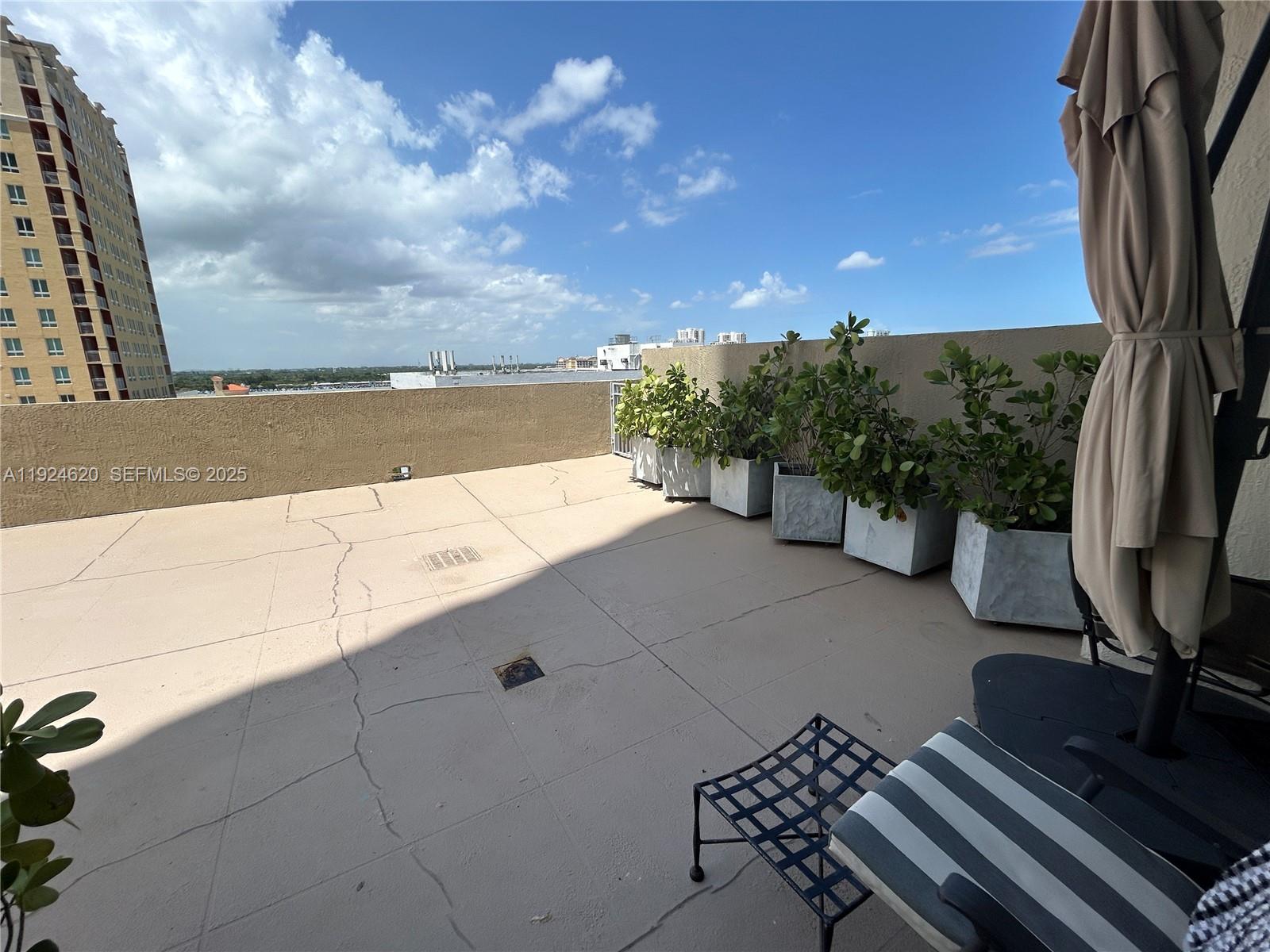 9055 SW 73 CT #809, Miami FL 33156