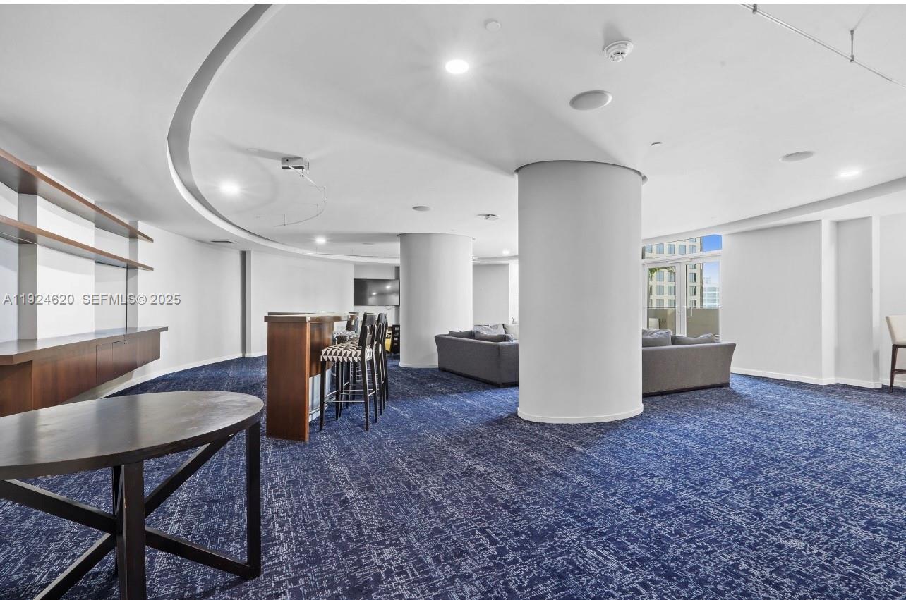 9055 SW 73 CT #809, Miami FL 33156