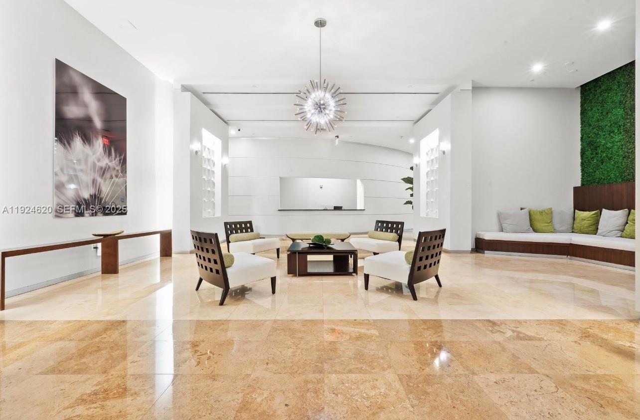 9055 SW 73 CT #809, Miami FL 33156